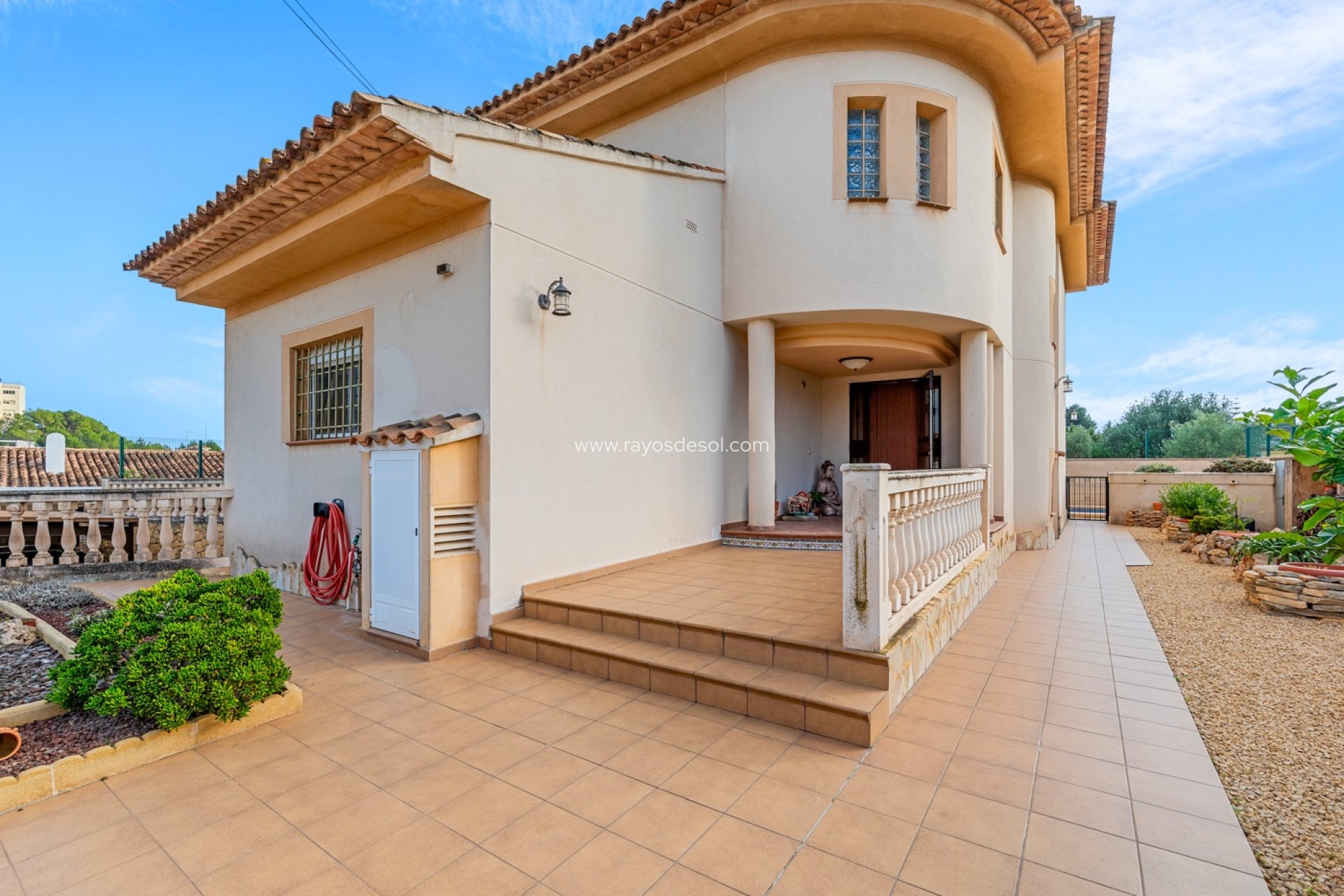 Resale - Villa - Polop