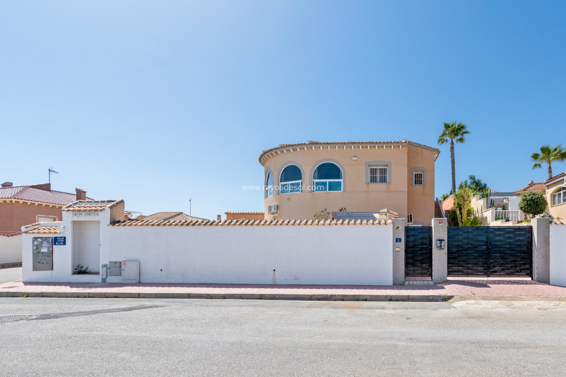 Resale - Villa - Rojales