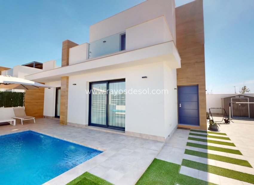 Resale - Villa - Roldan
