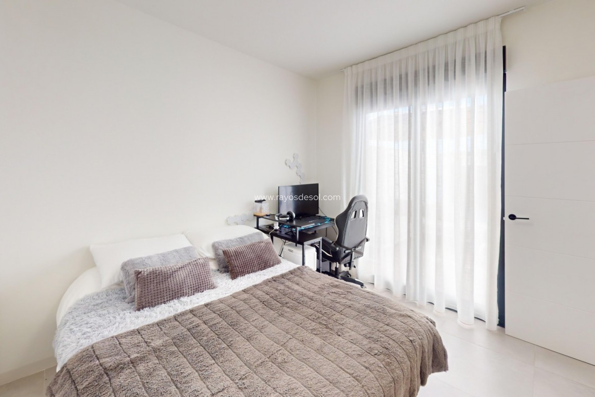 Resale - Villa - Roldan