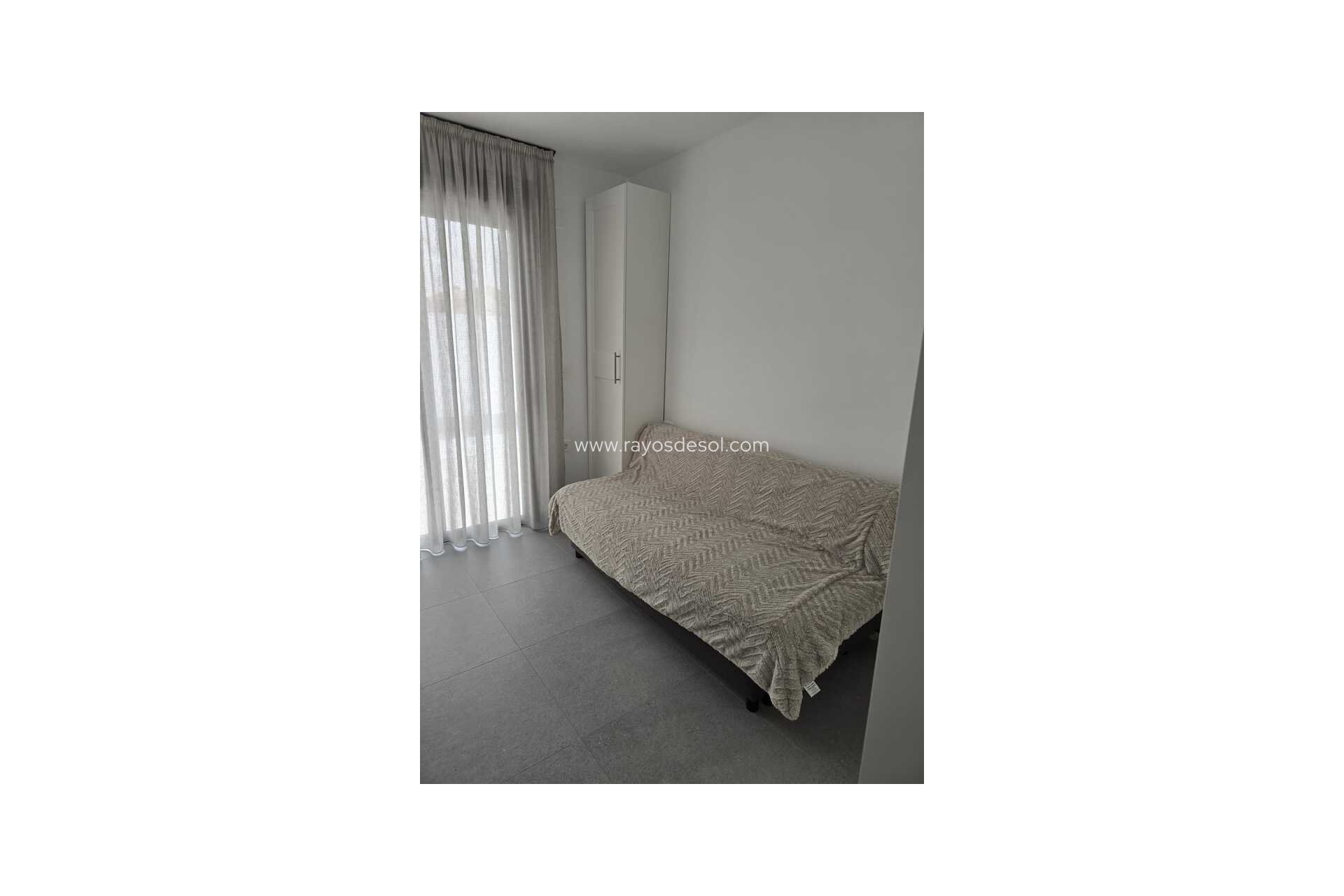 Resale - Villa - Roldan