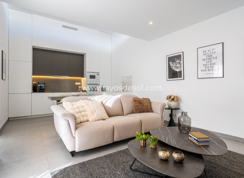 Resale - Villa - Roldan