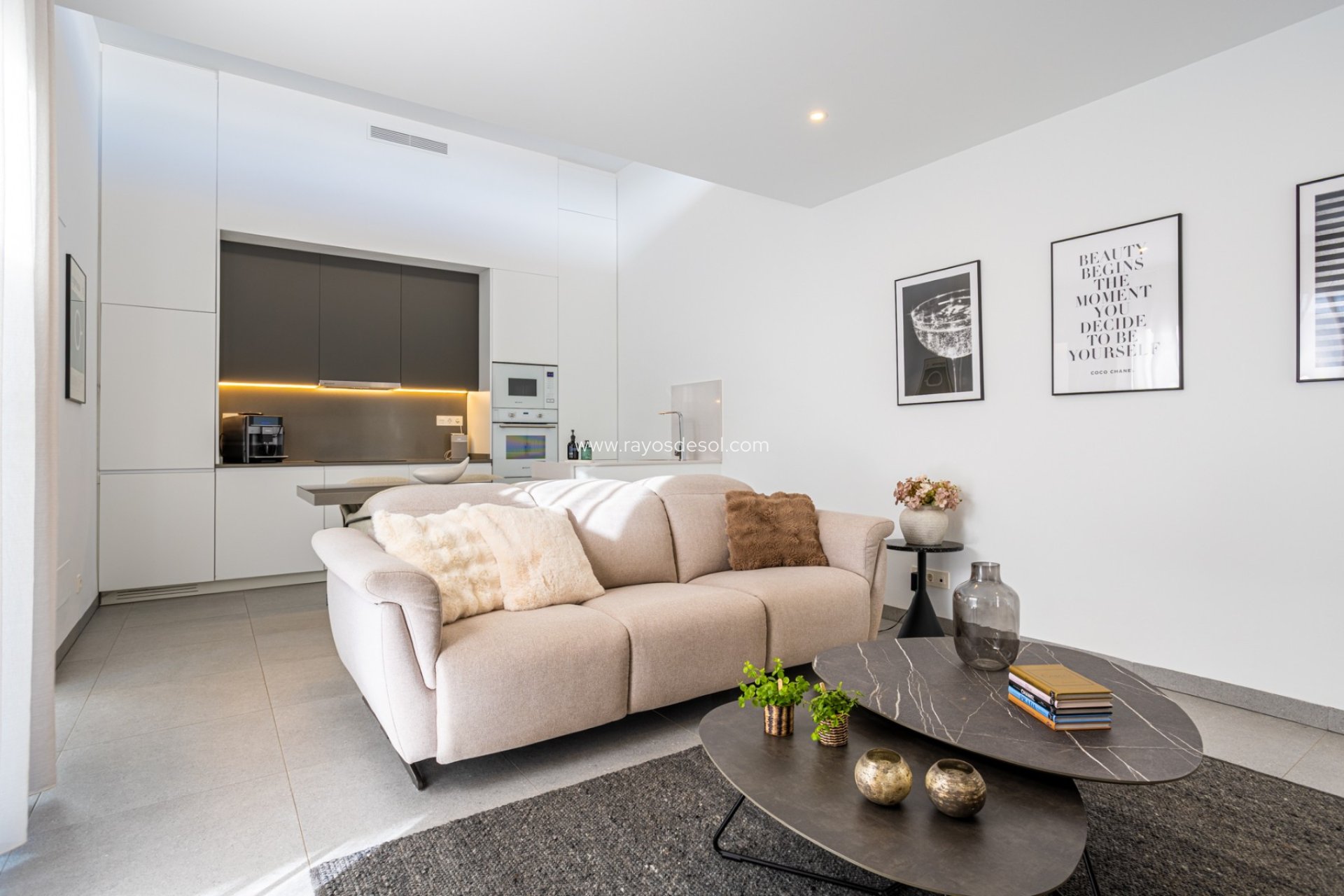 Resale - Villa - Roldan