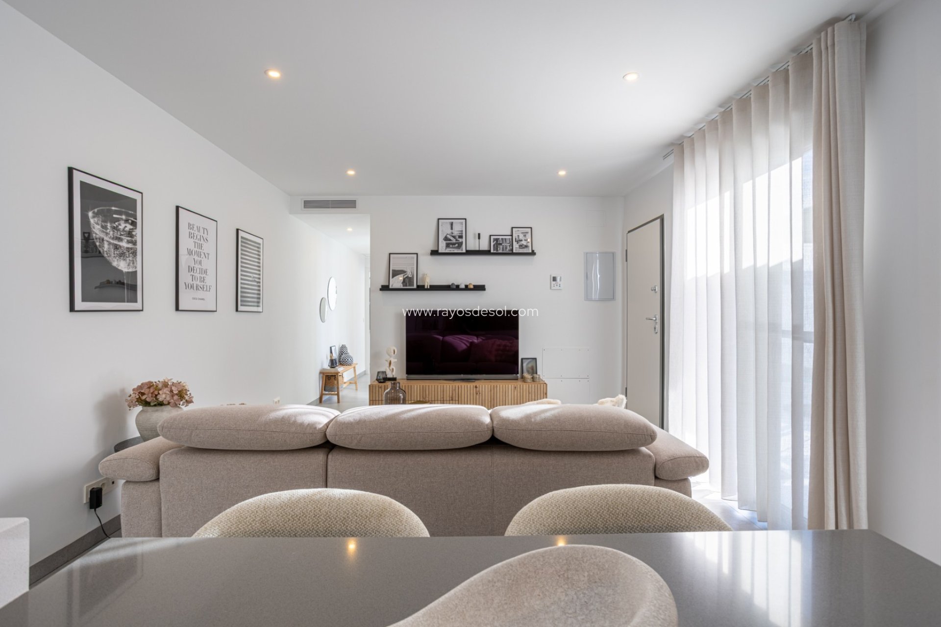 Resale - Villa - Roldan