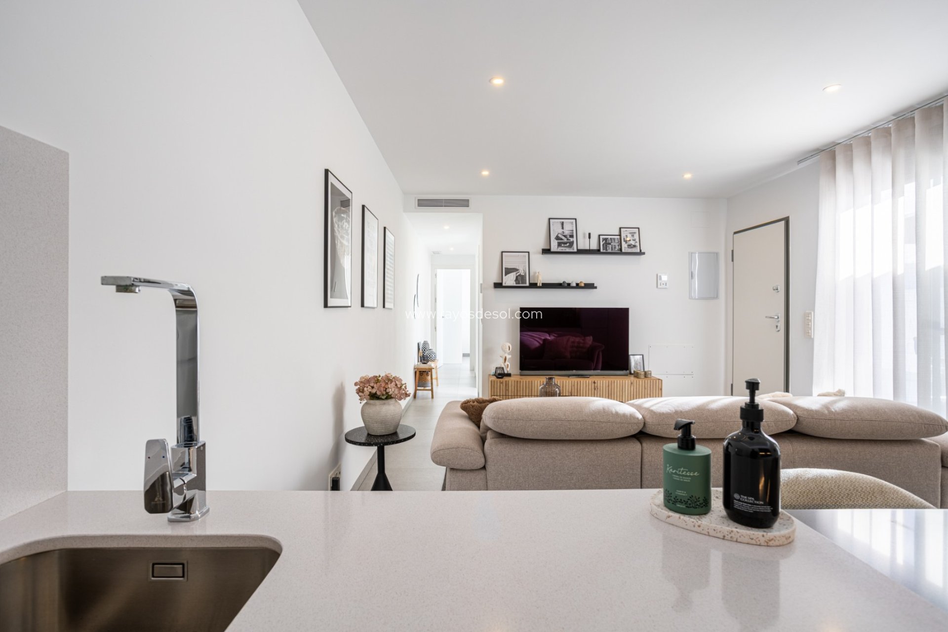 Resale - Villa - Roldan