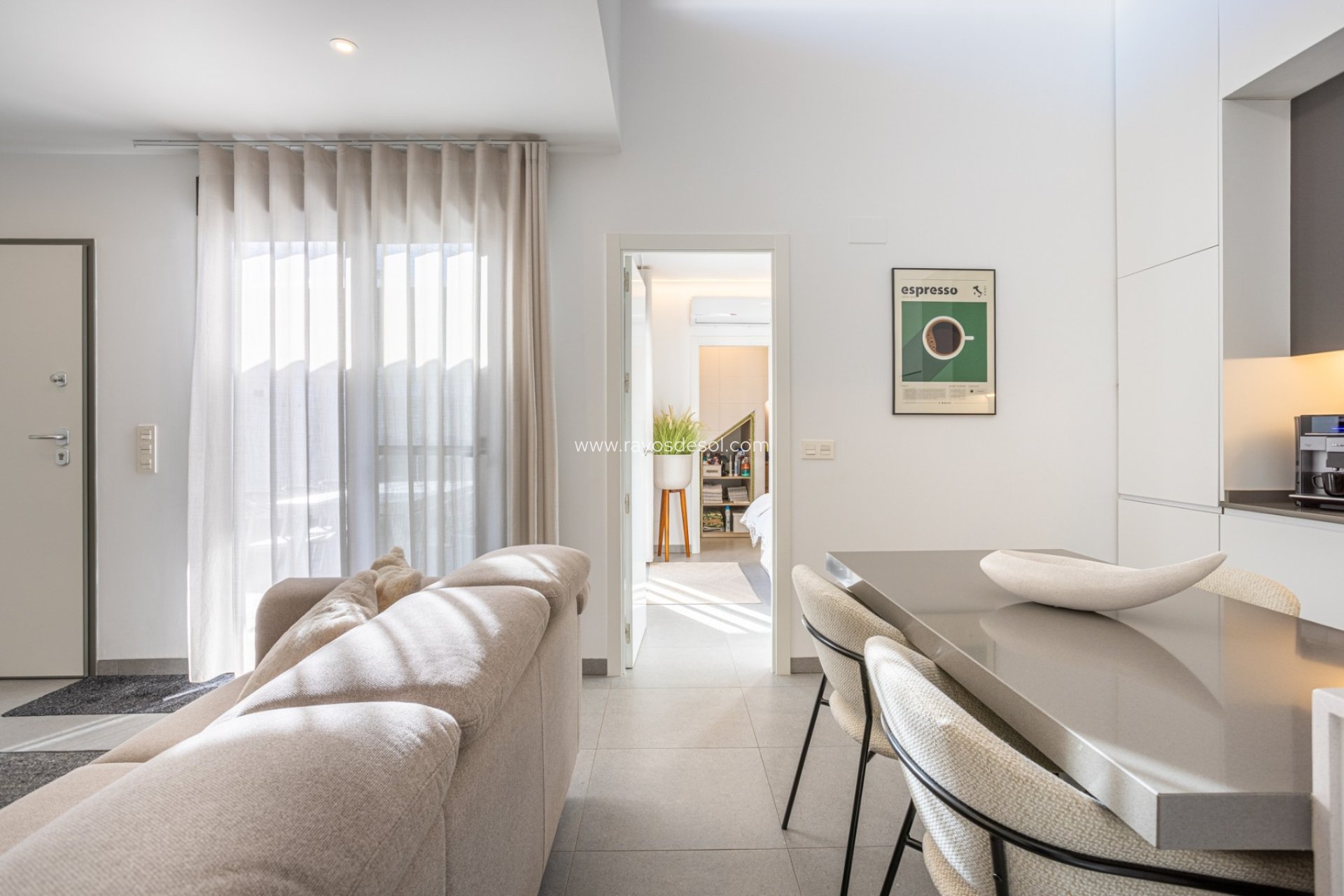 Resale - Villa - Roldan