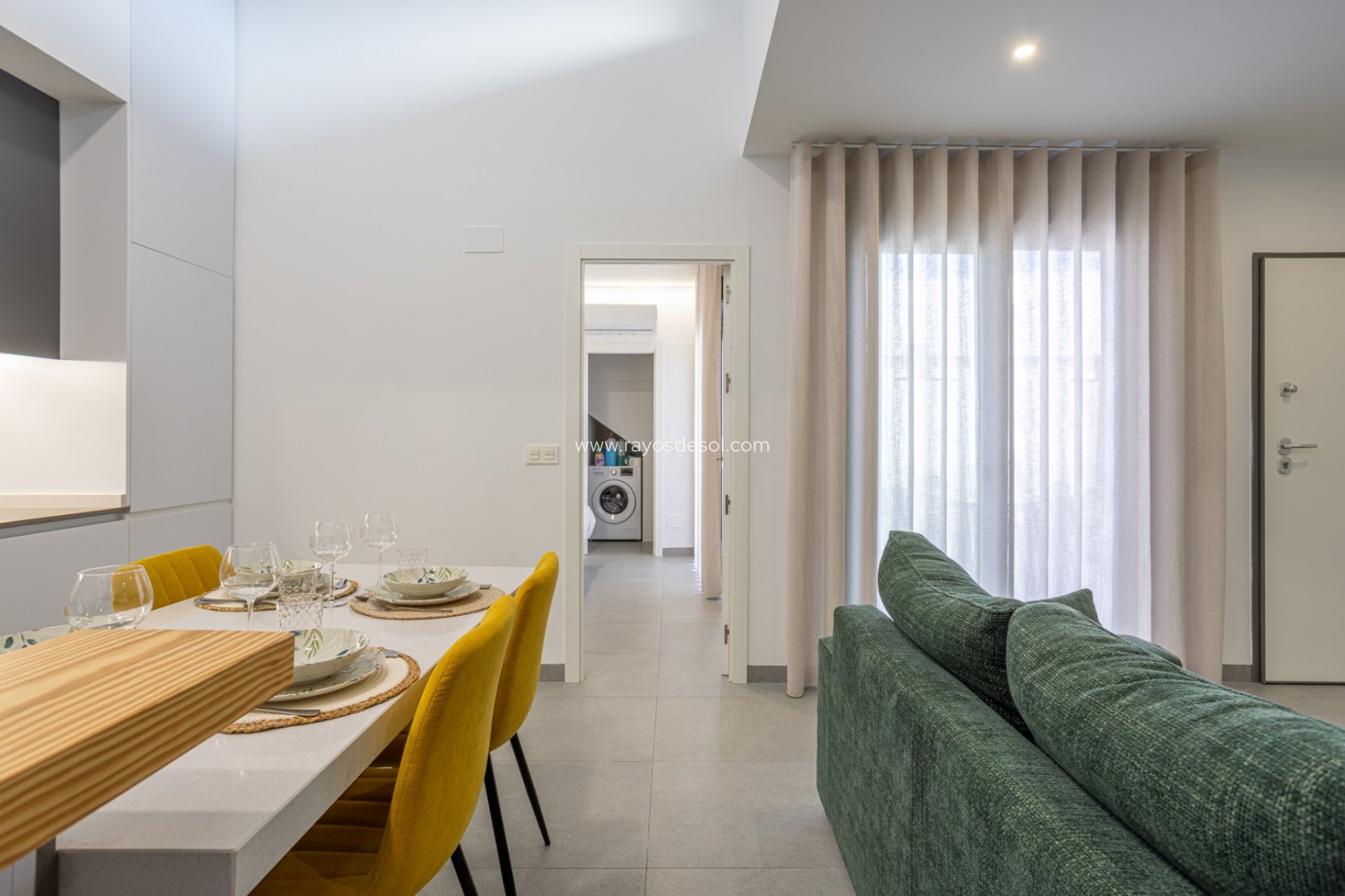 Resale - Villa - Roldan