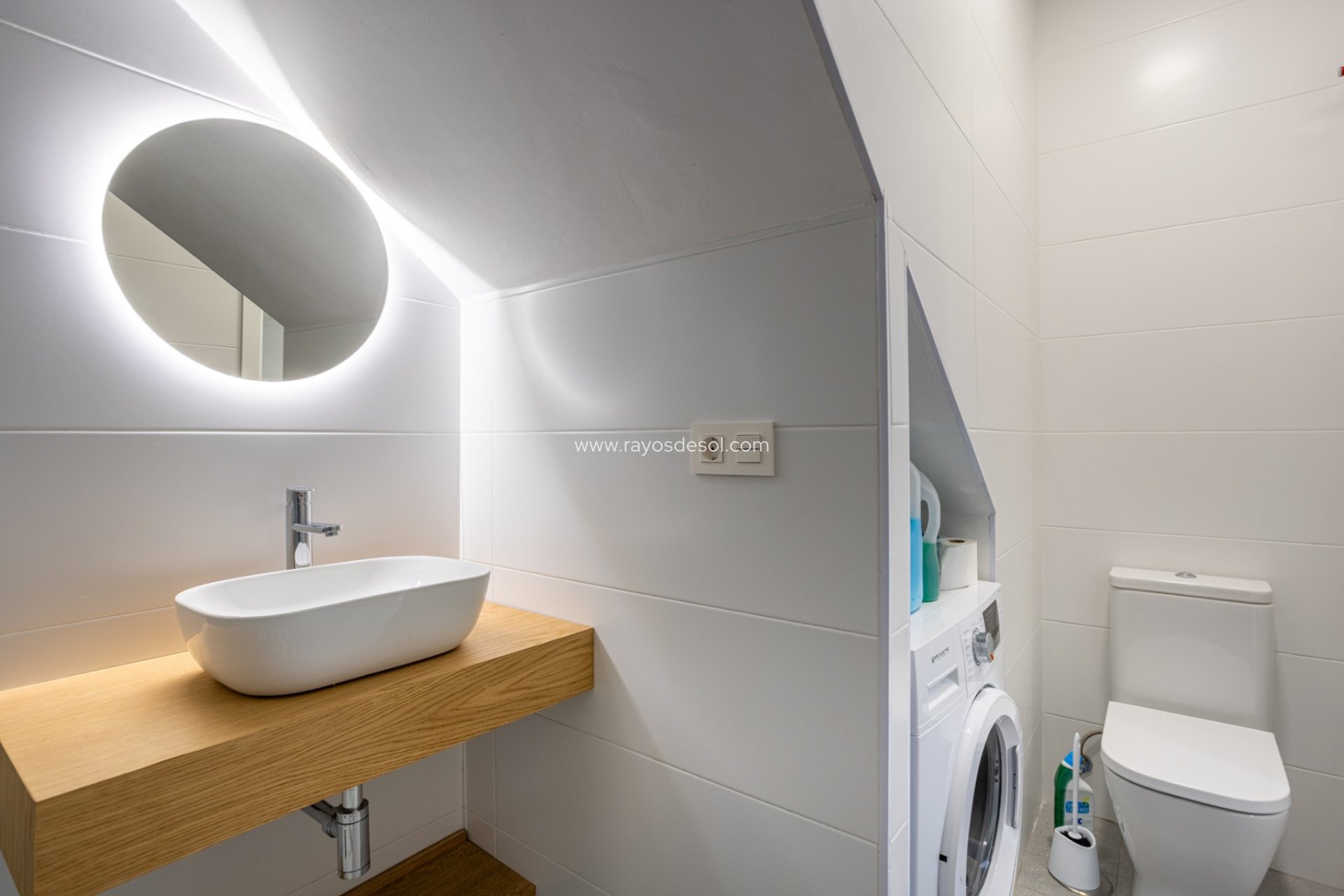 Resale - Villa - Roldan