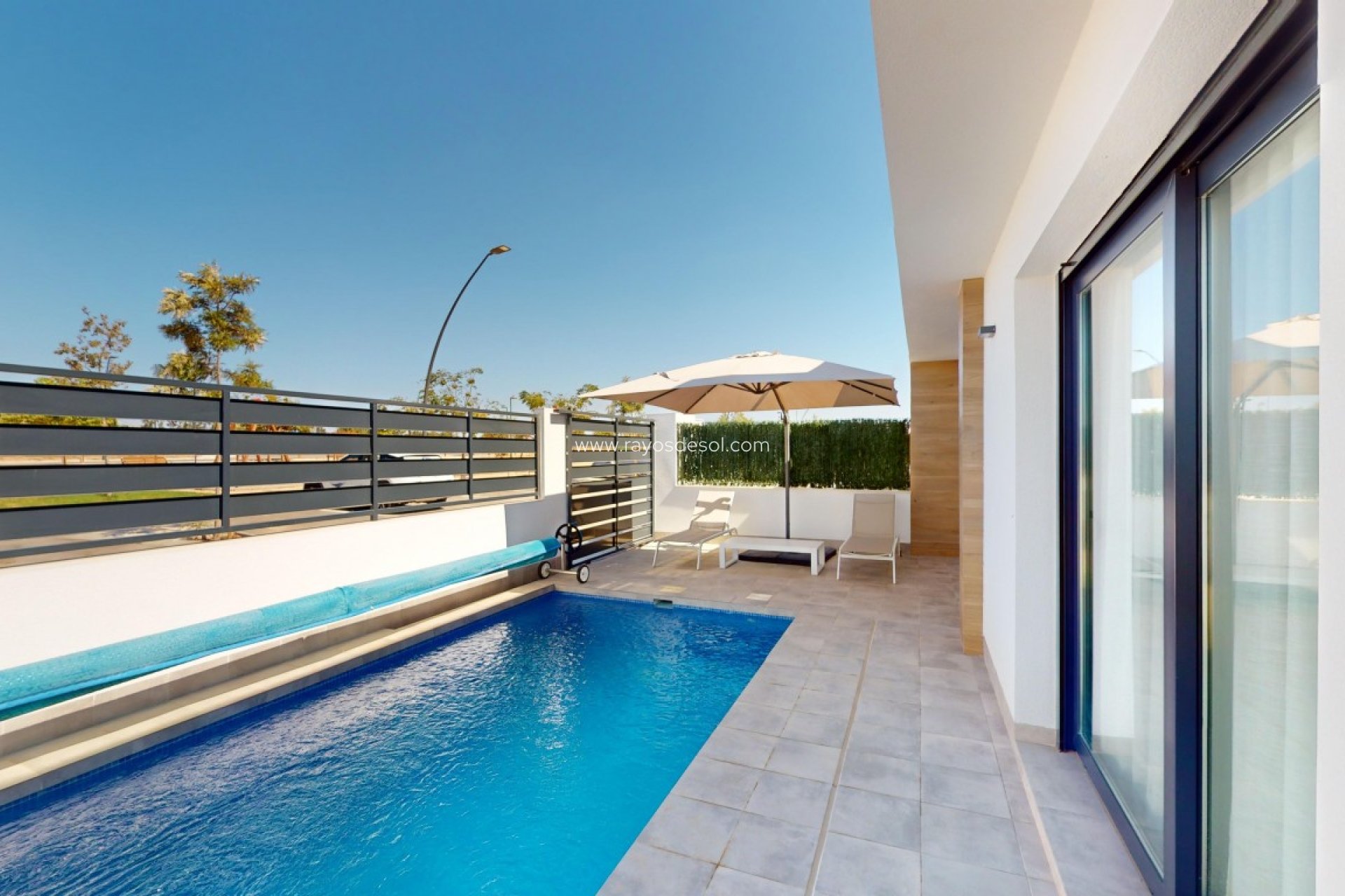 Resale - Villa - Roldan