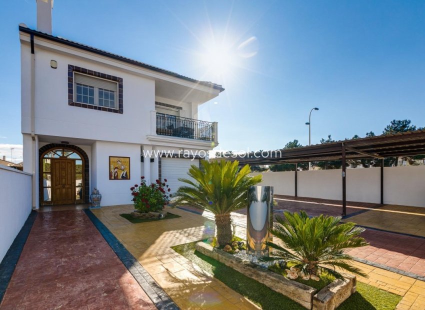 Resale - Villa - San Javier