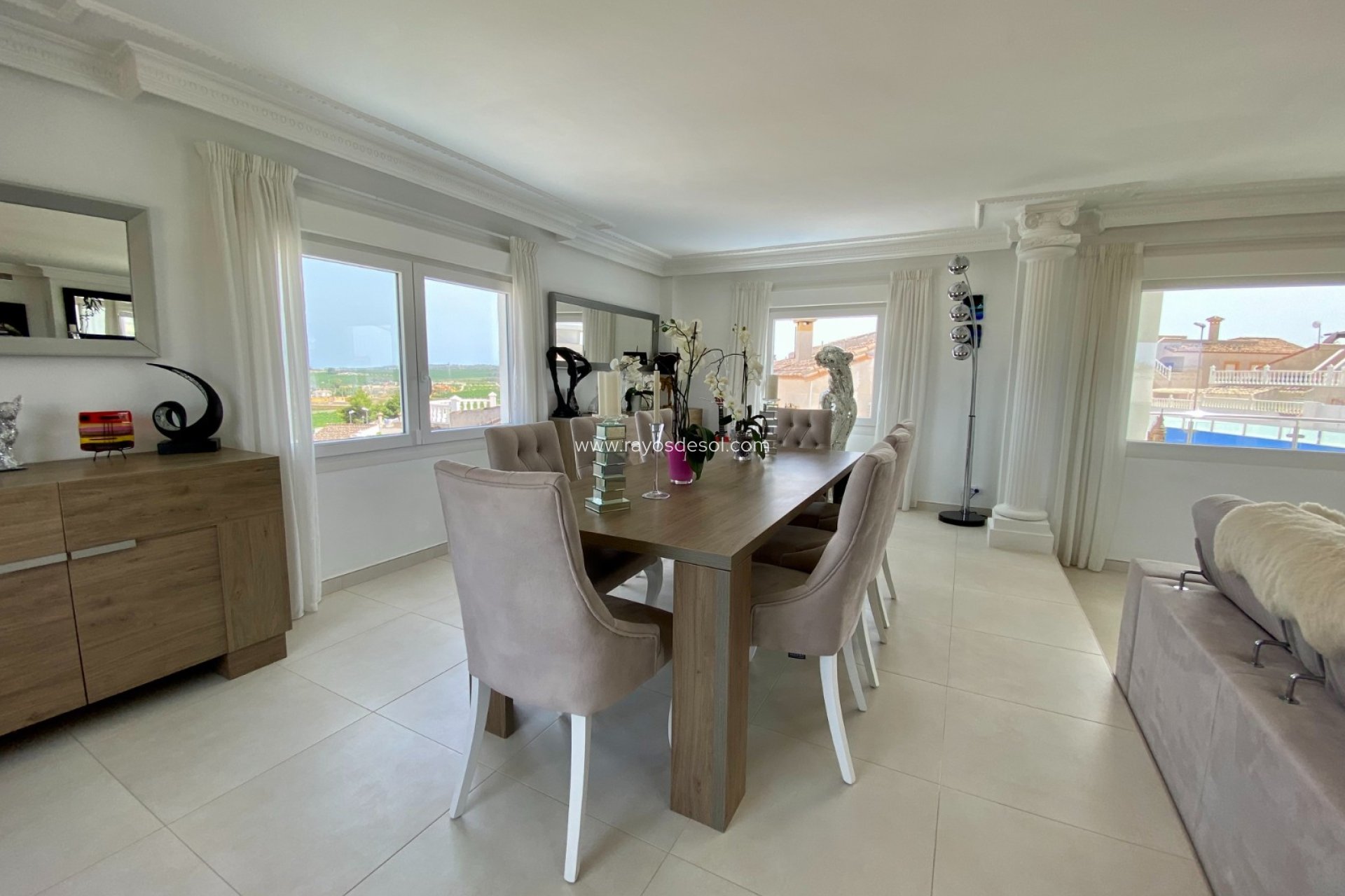 Resale - Villa - San Miguel de Salinas - Pueblo