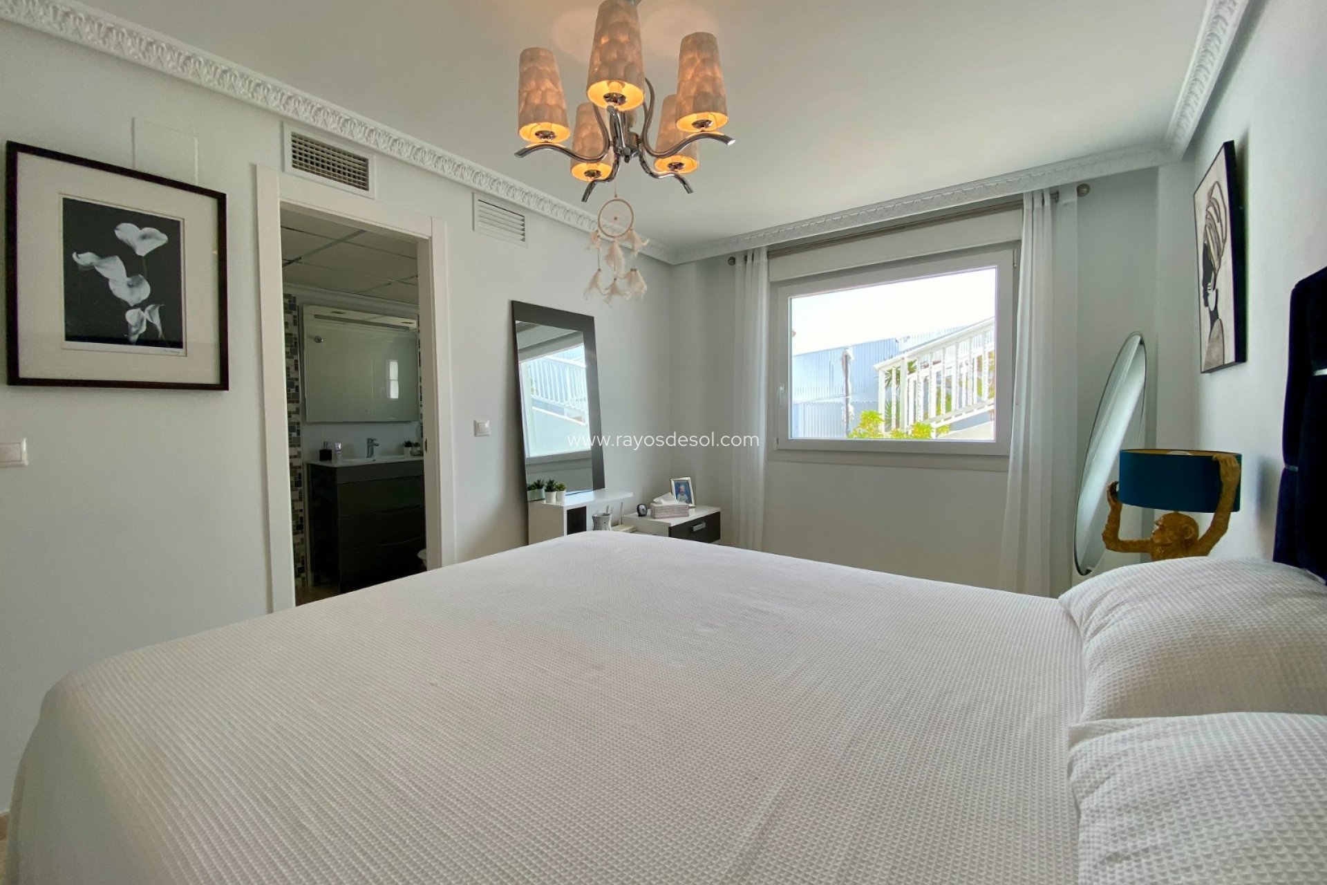 Resale - Villa - San Miguel de Salinas - Pueblo