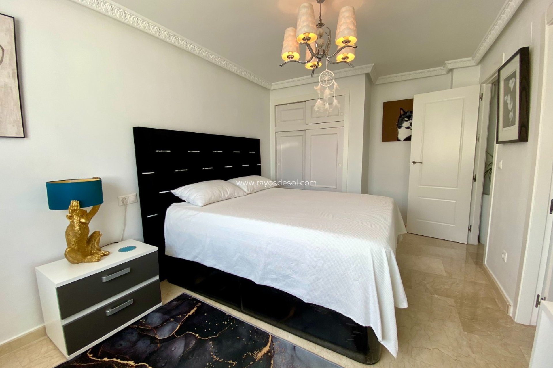 Resale - Villa - San Miguel de Salinas - Pueblo