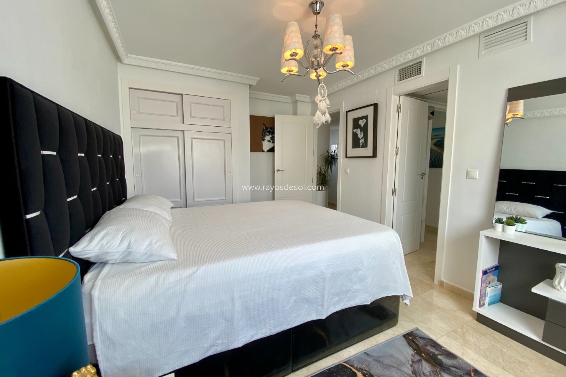 Resale - Villa - San Miguel de Salinas - Pueblo