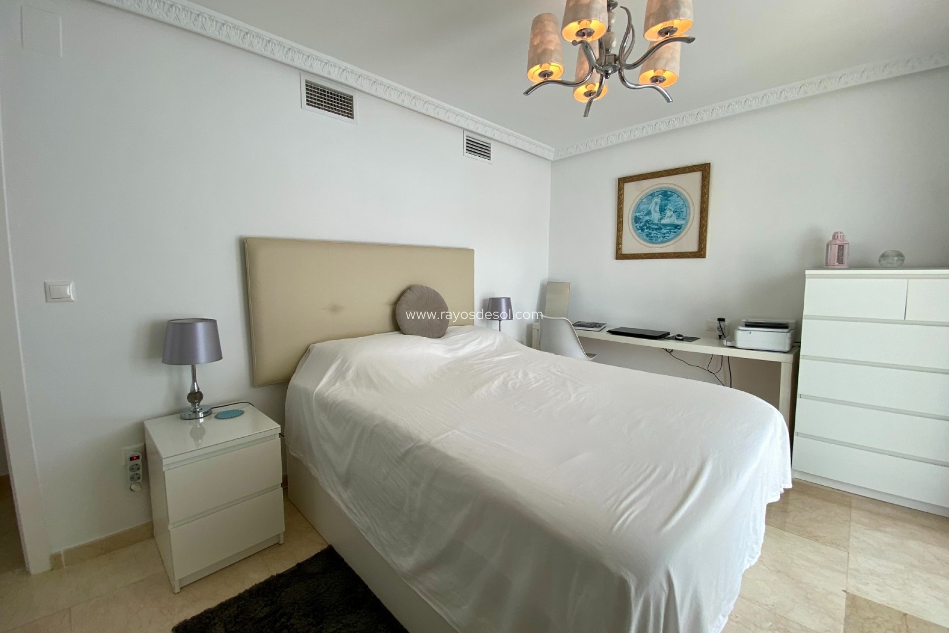 Resale - Villa - San Miguel de Salinas - Pueblo