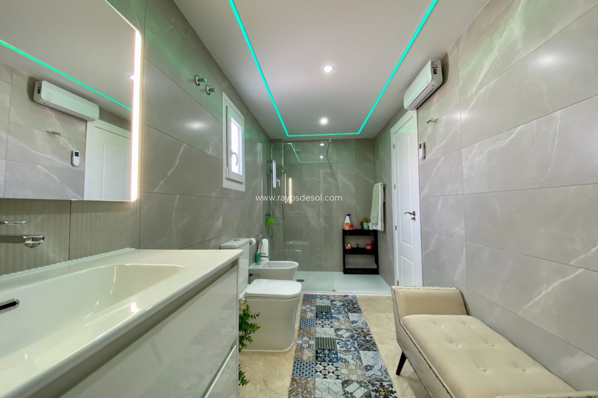 Resale - Villa - San Miguel de Salinas - Pueblo