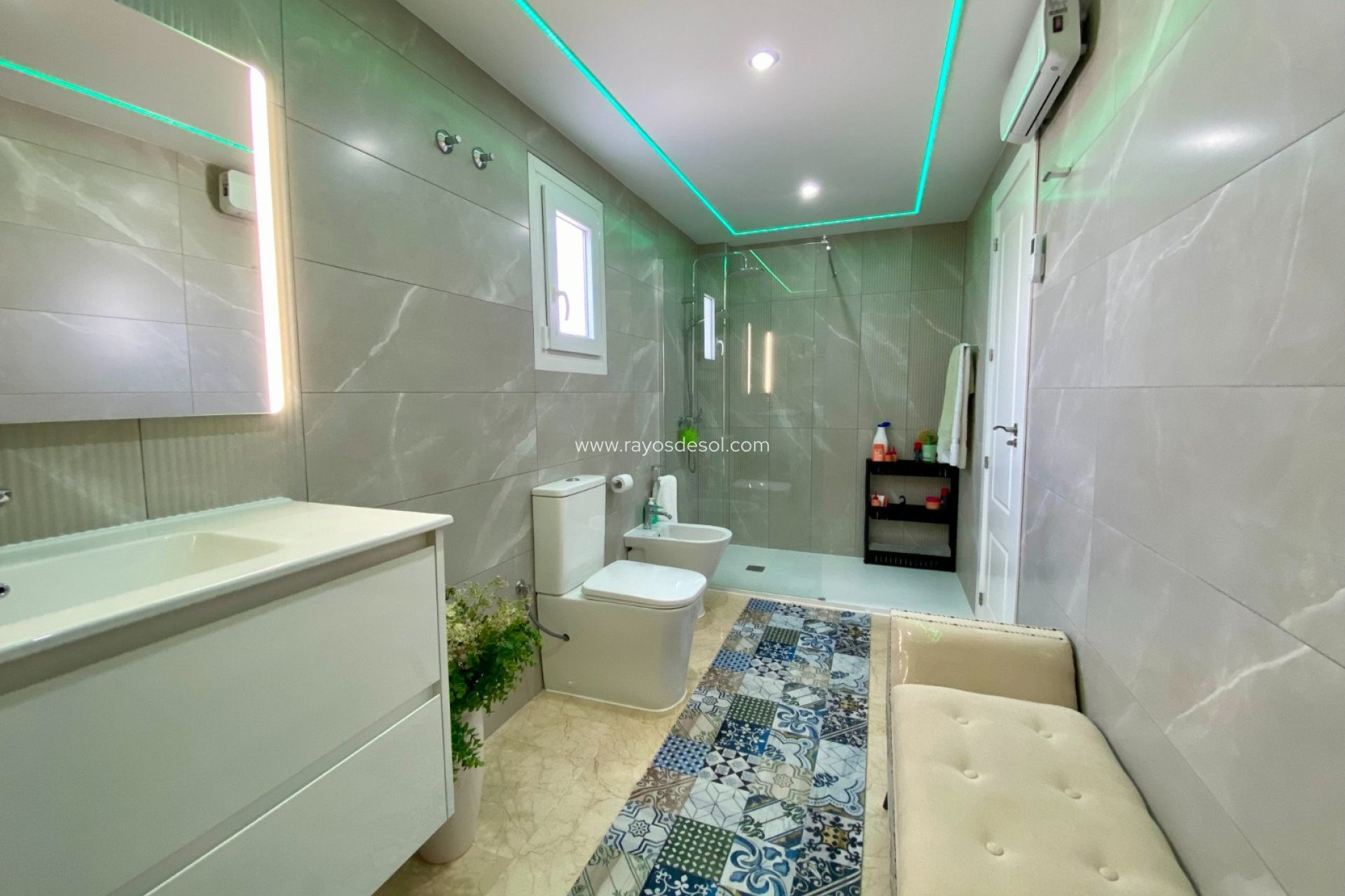 Resale - Villa - San Miguel de Salinas - Pueblo