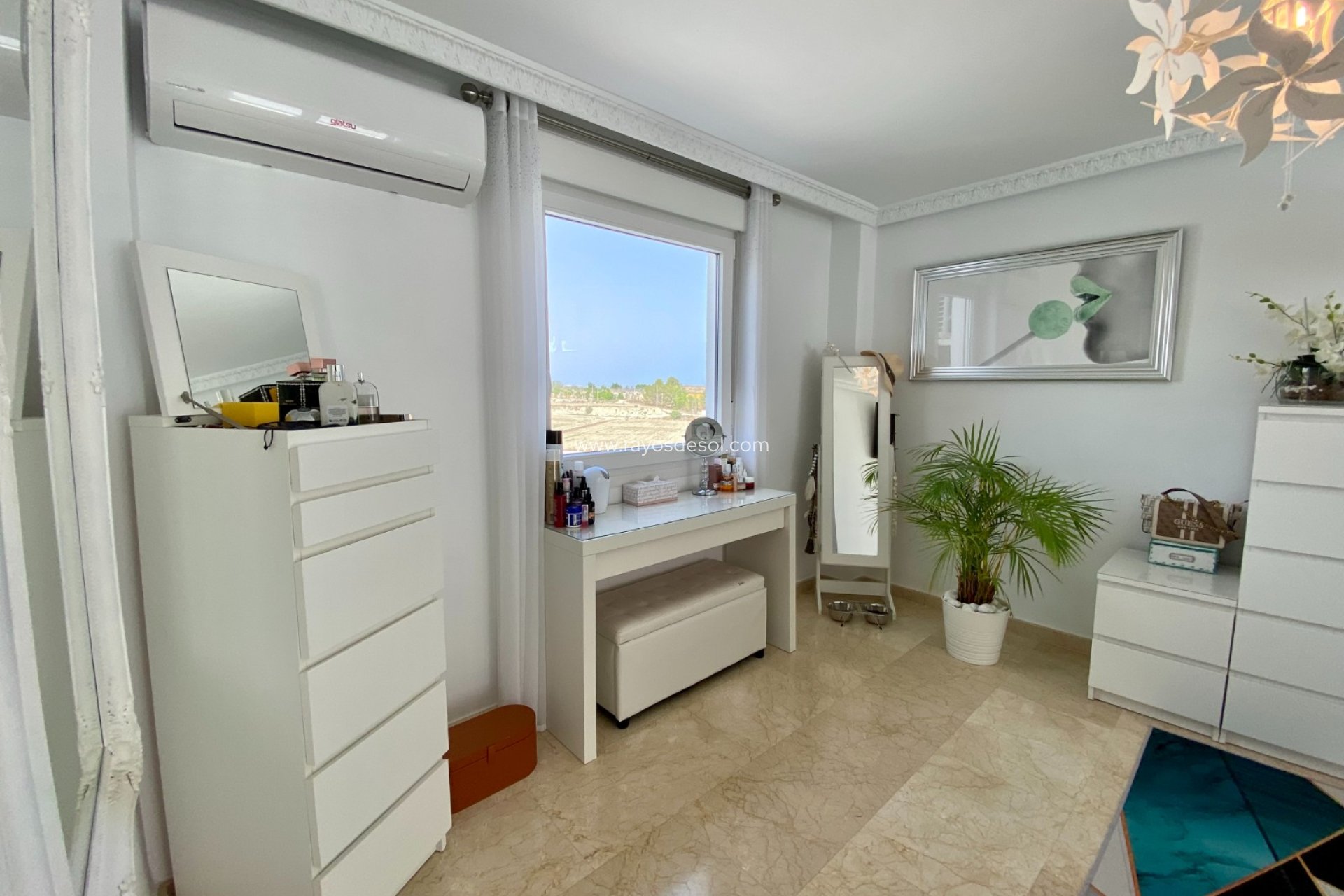 Resale - Villa - San Miguel de Salinas - Pueblo