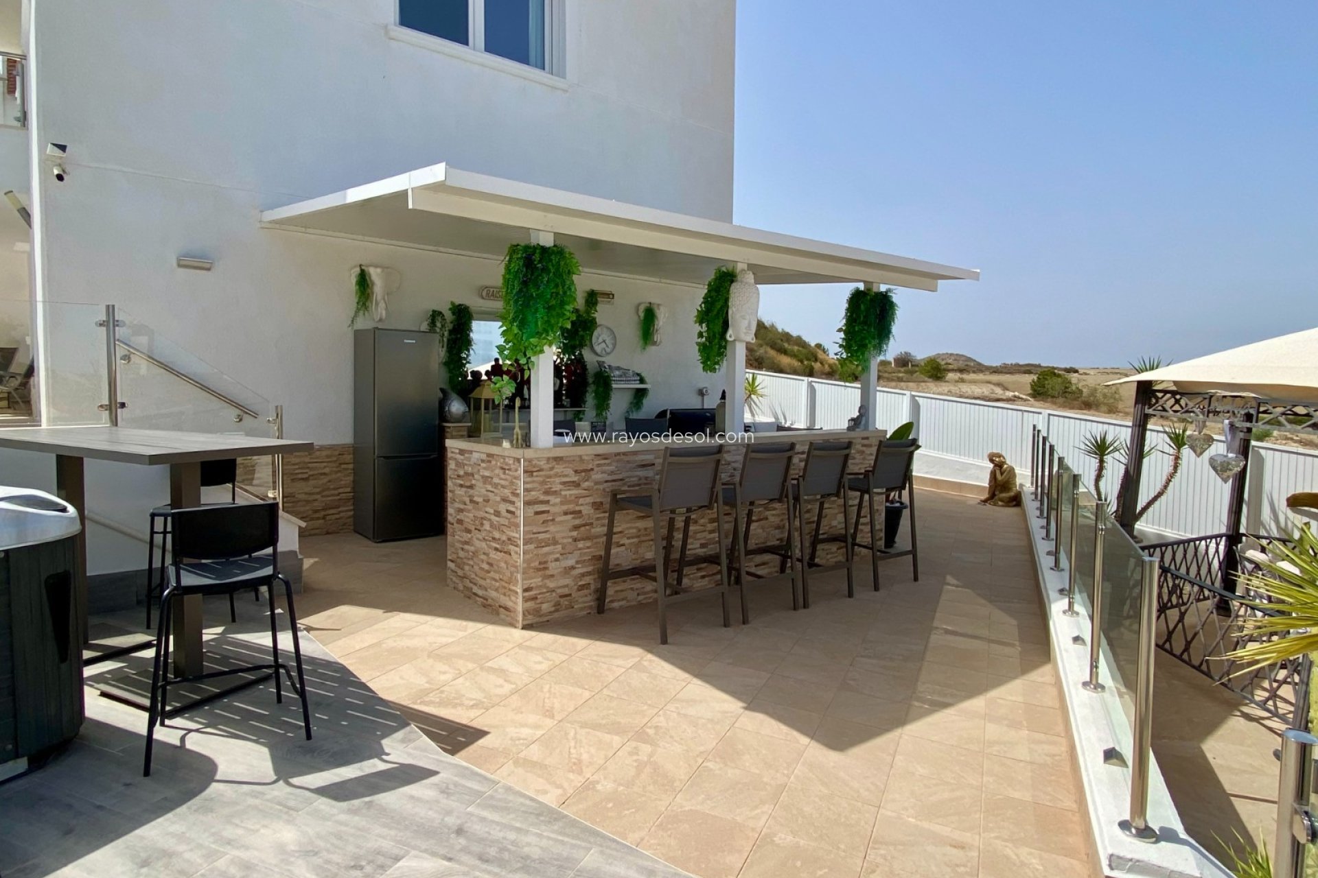 Resale - Villa - San Miguel de Salinas - Pueblo