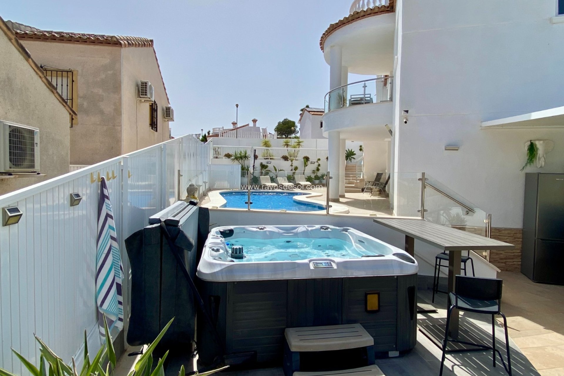 Resale - Villa - San Miguel de Salinas - Pueblo