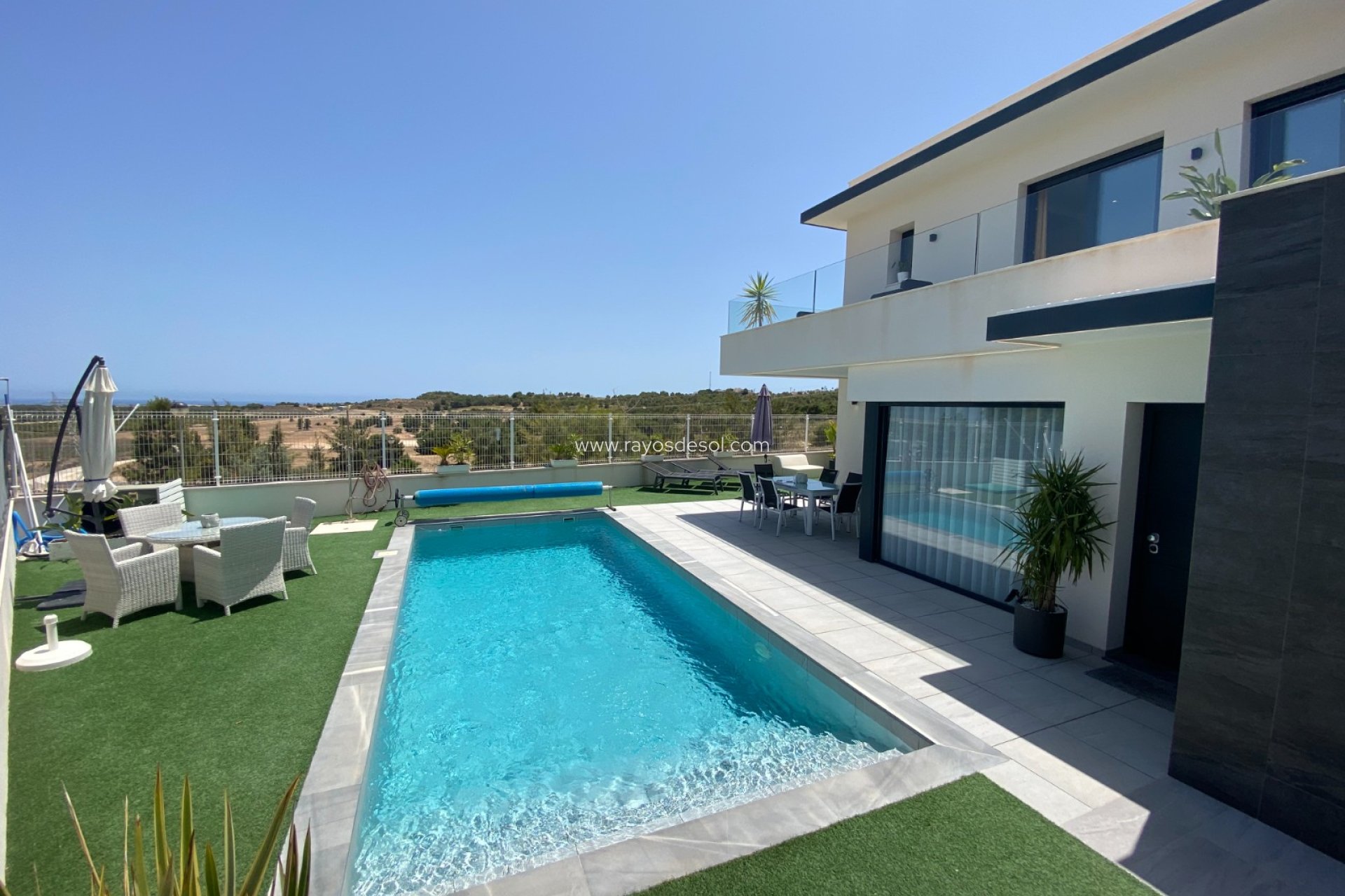 Resale - Villa - San Miguel de Salinas