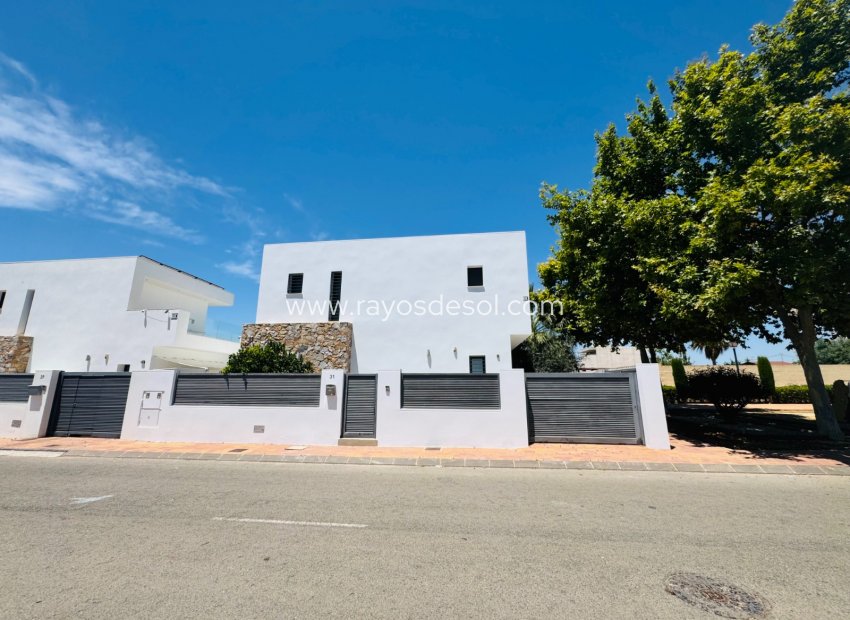 Resale - Villa - San Pedro del Pinatar - Lo pagan