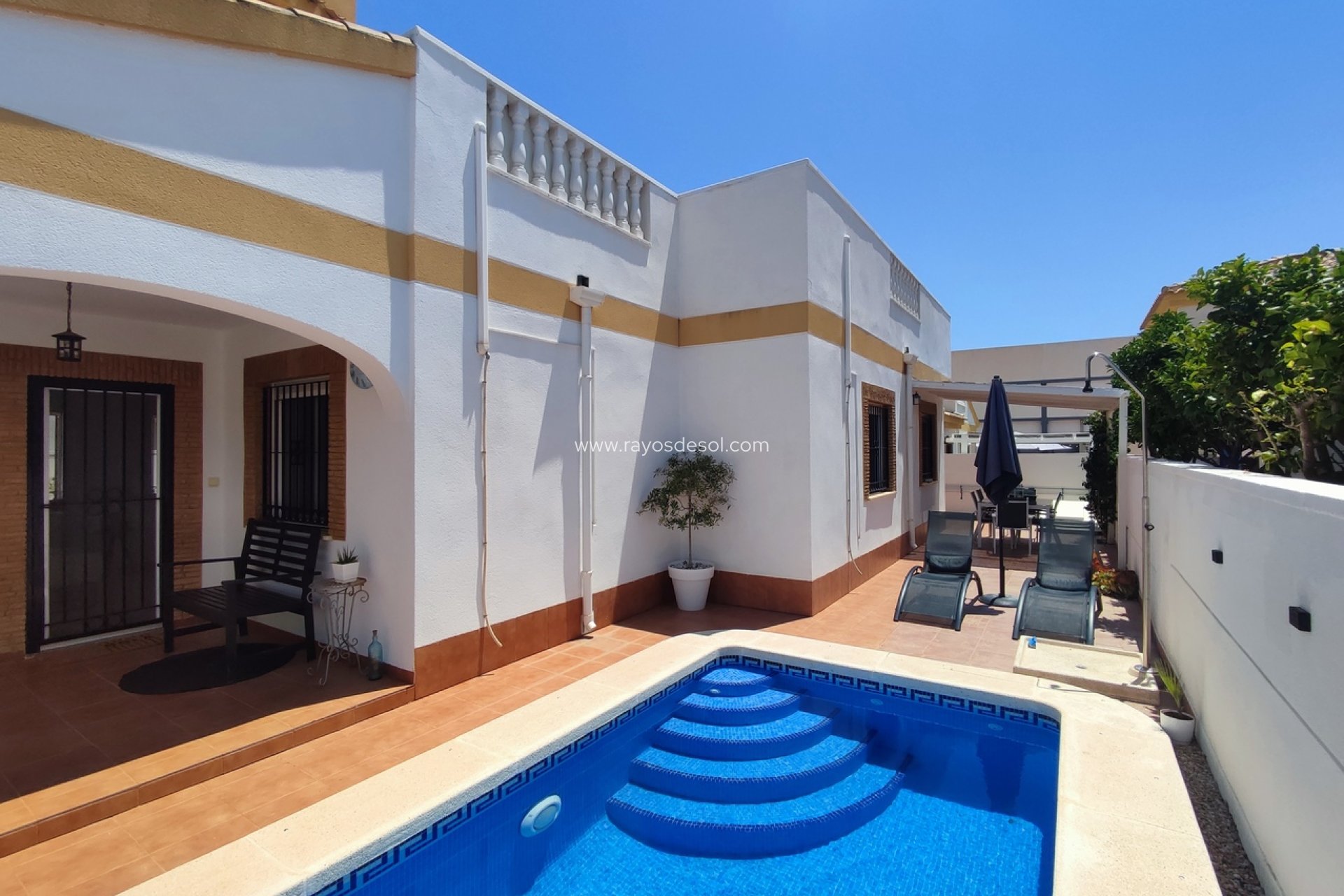 Resale - Villa - Sucina