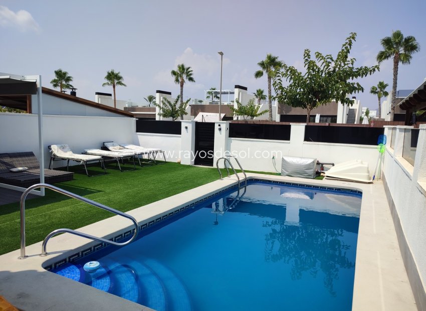 Resale - Villa - Sucina