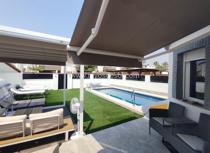 Resale - Villa - Sucina