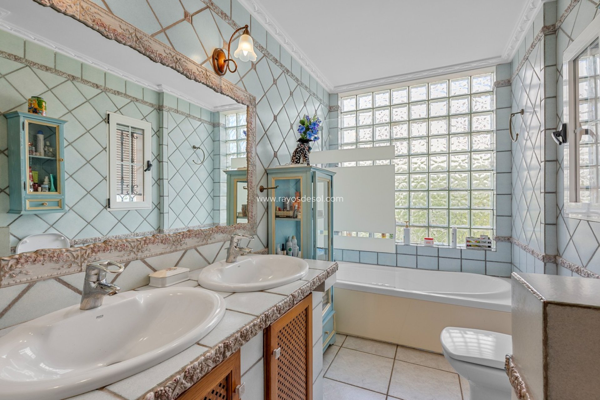 Resale - Villa - Torrevieja - La Mata