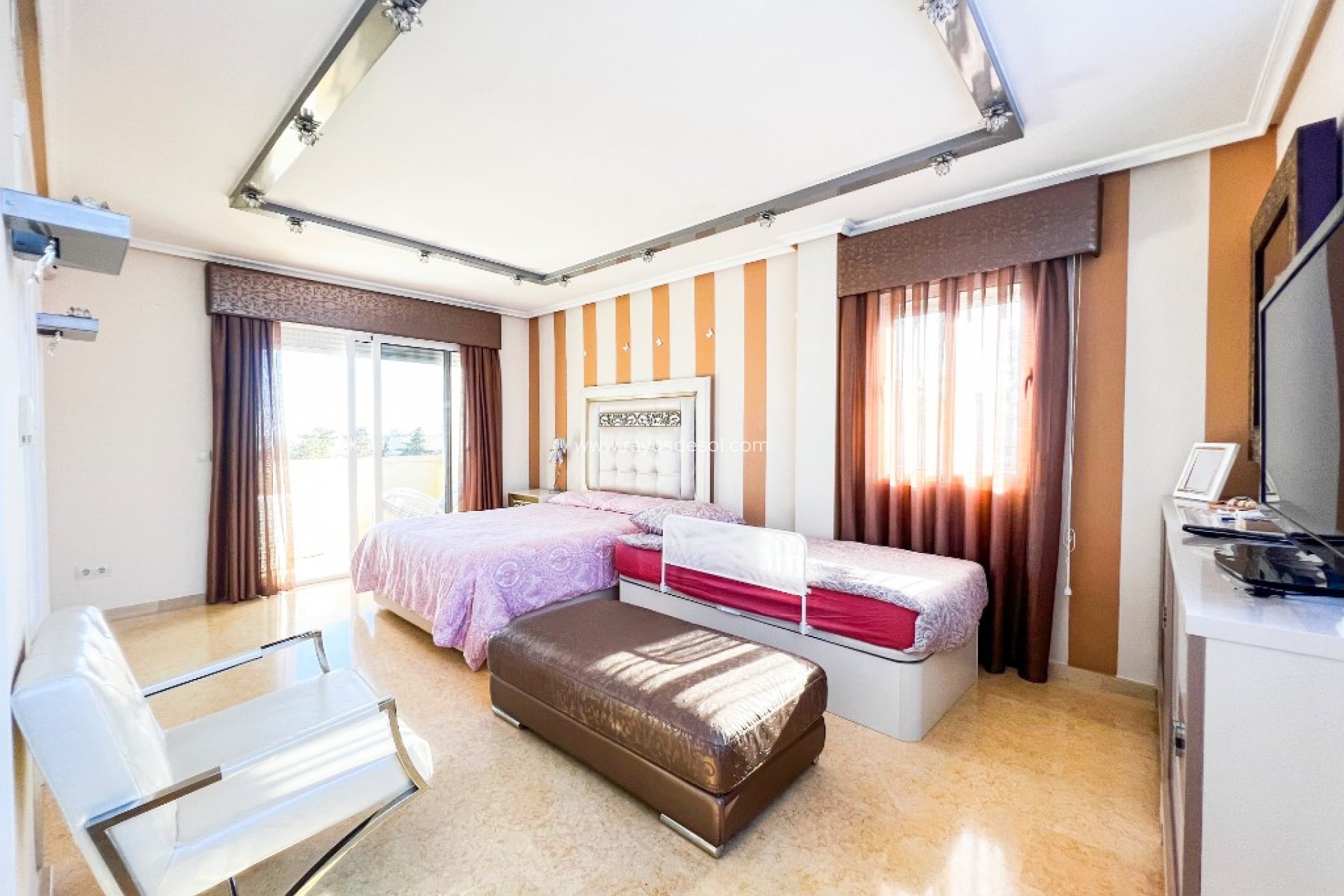 Resale - Villa - Torrevieja - La Mata