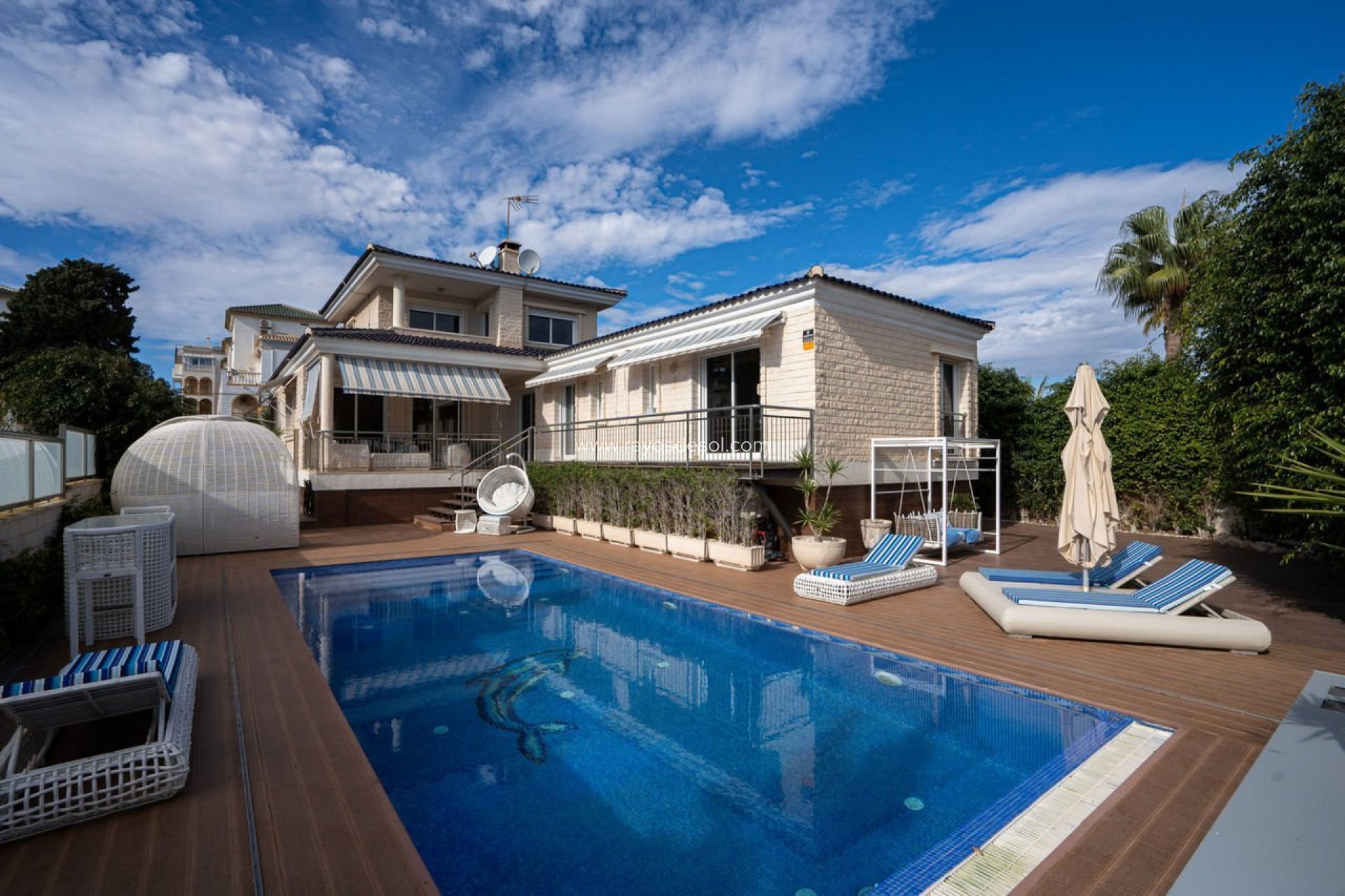 Resale - Villa - Torrevieja - La Mata