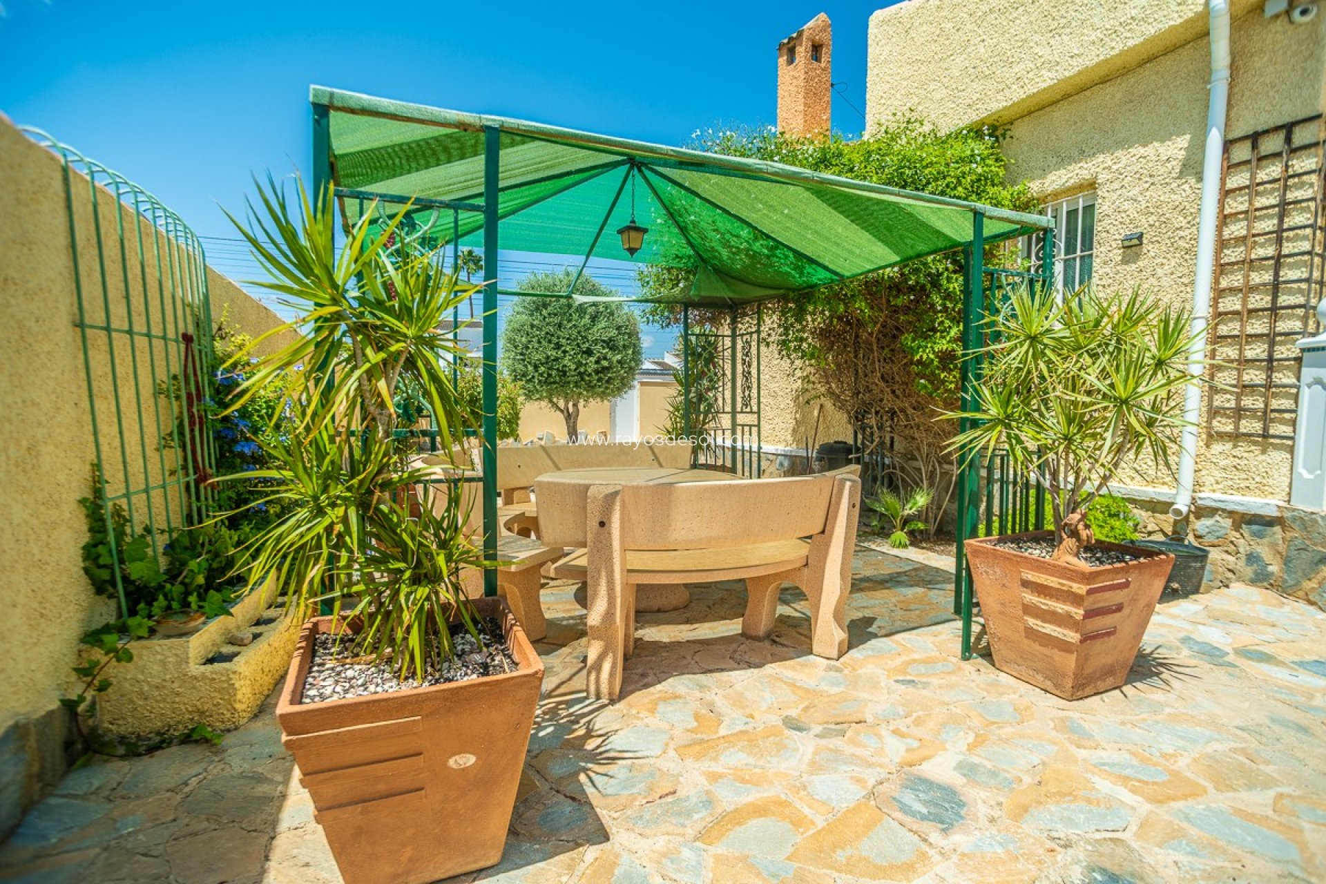 Resale - Villa - Torrevieja - La Siesta