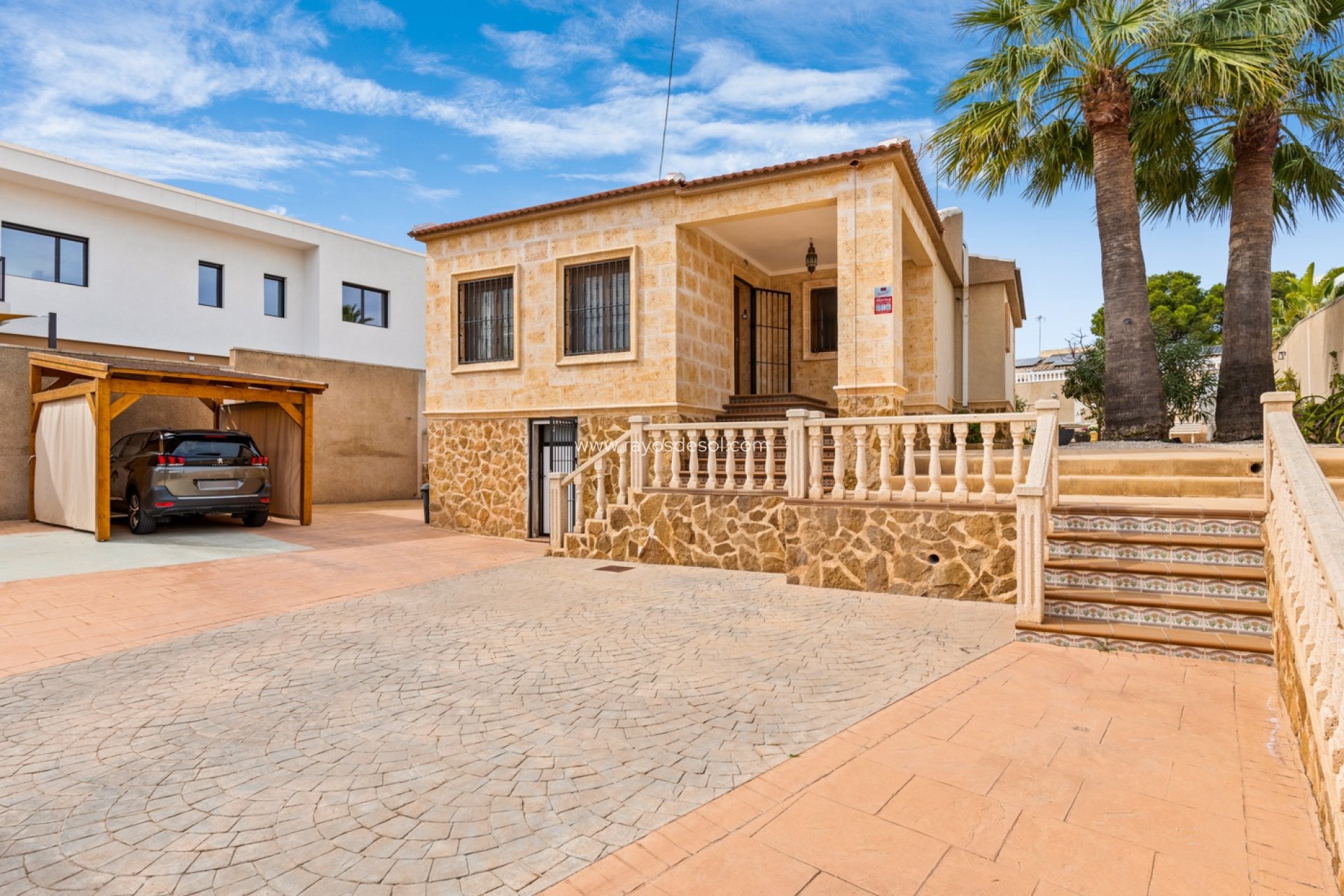 Resale - Villa - Torrevieja - Los Balcones