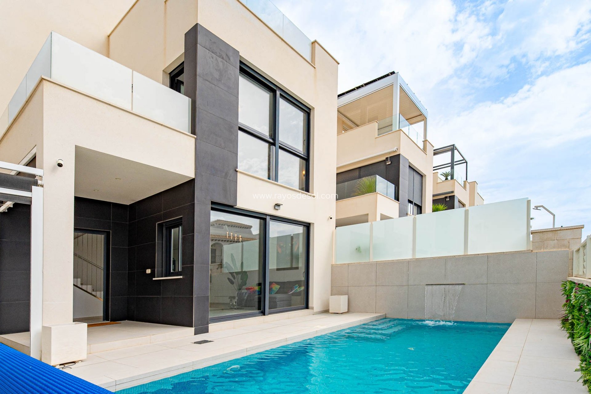 Resale - Villa - Torrevieja - Punta Prima