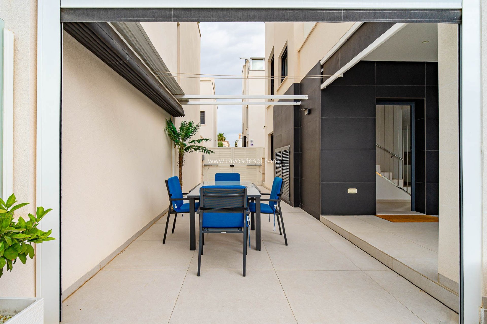 Resale - Villa - Torrevieja - Punta Prima