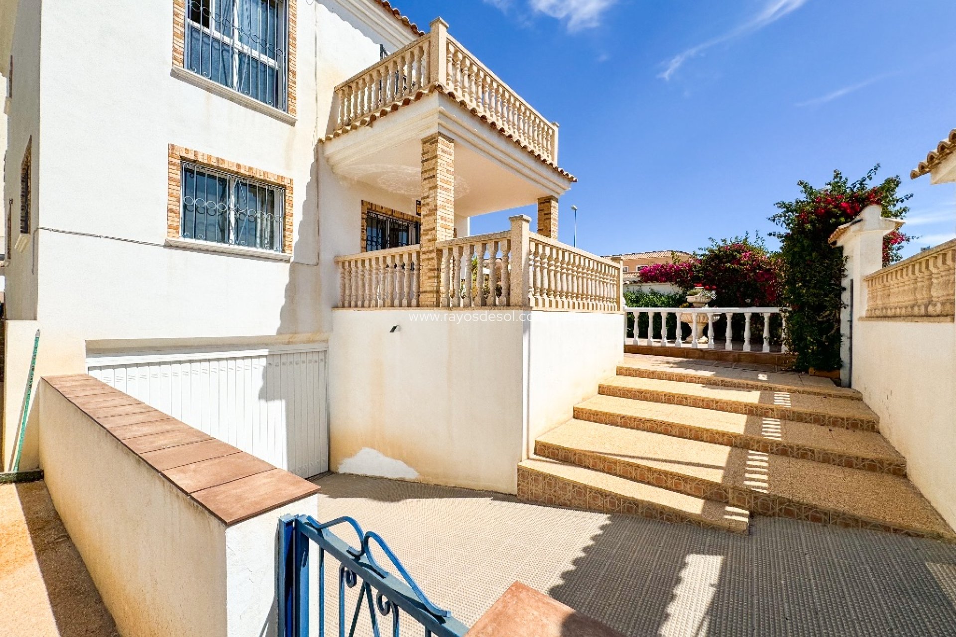 Resale - Villa - Torrevieja - Punta Prima