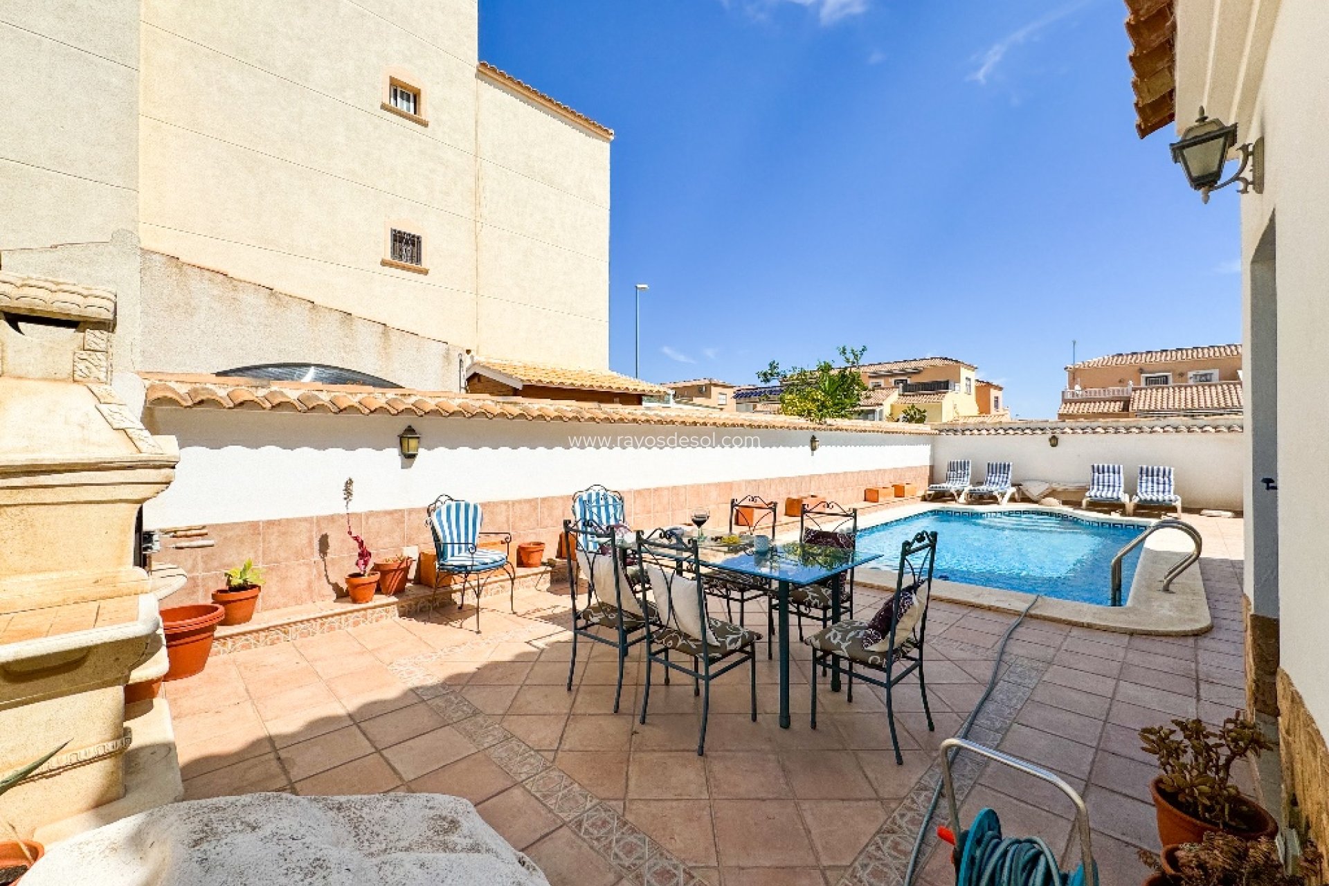 Resale - Villa - Torrevieja - Punta Prima