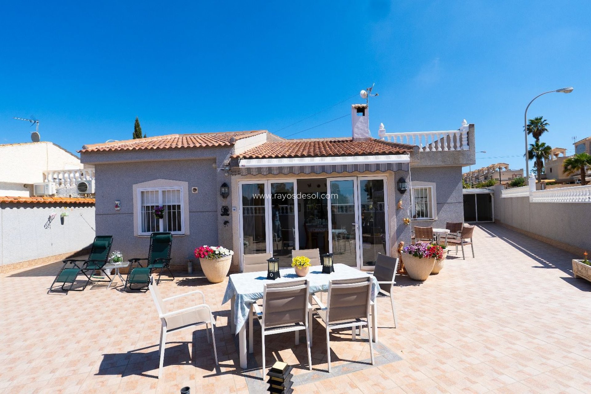 Resale - Villa - Torrevieja - San Luis
