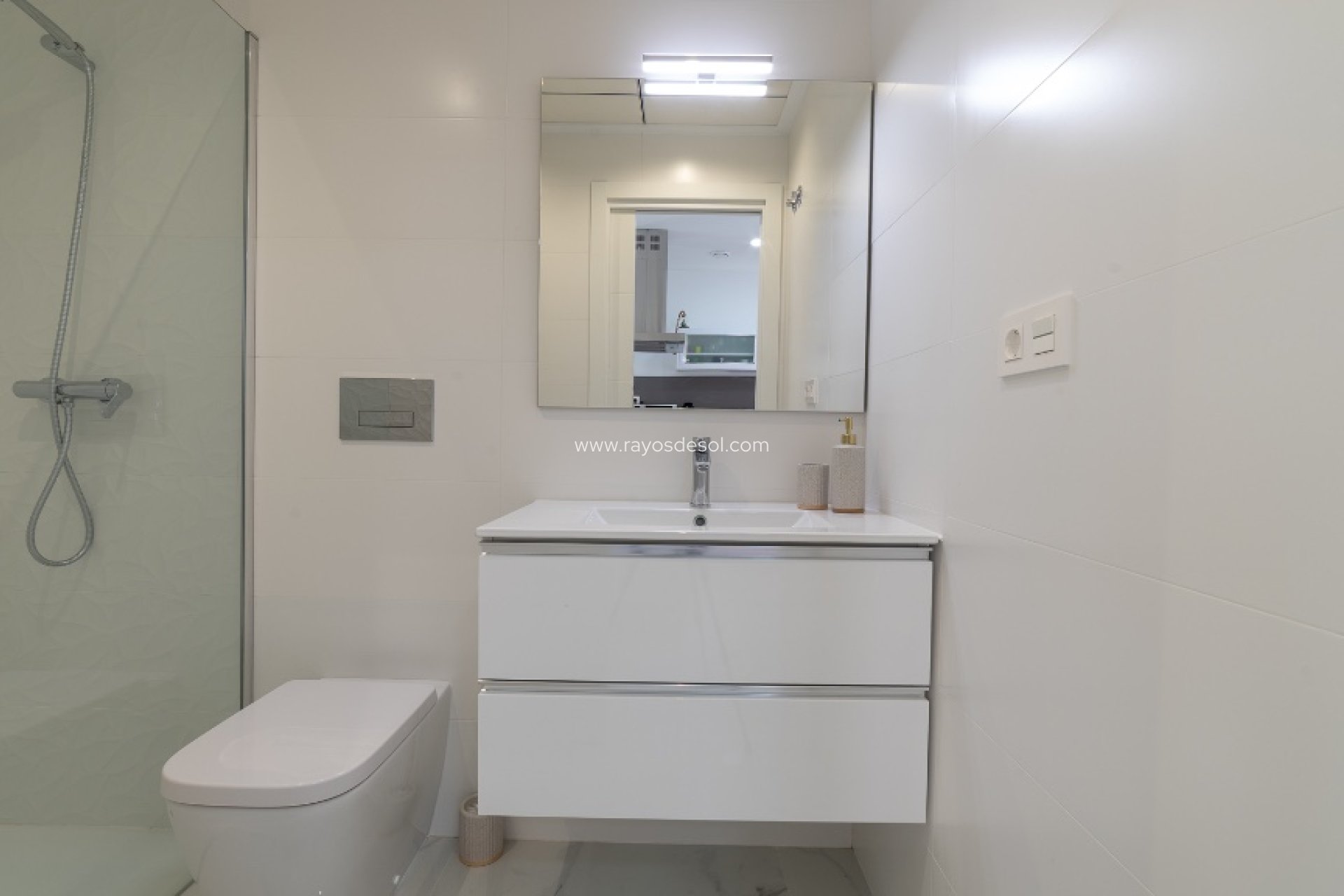 Resale - Villa - Torrevieja