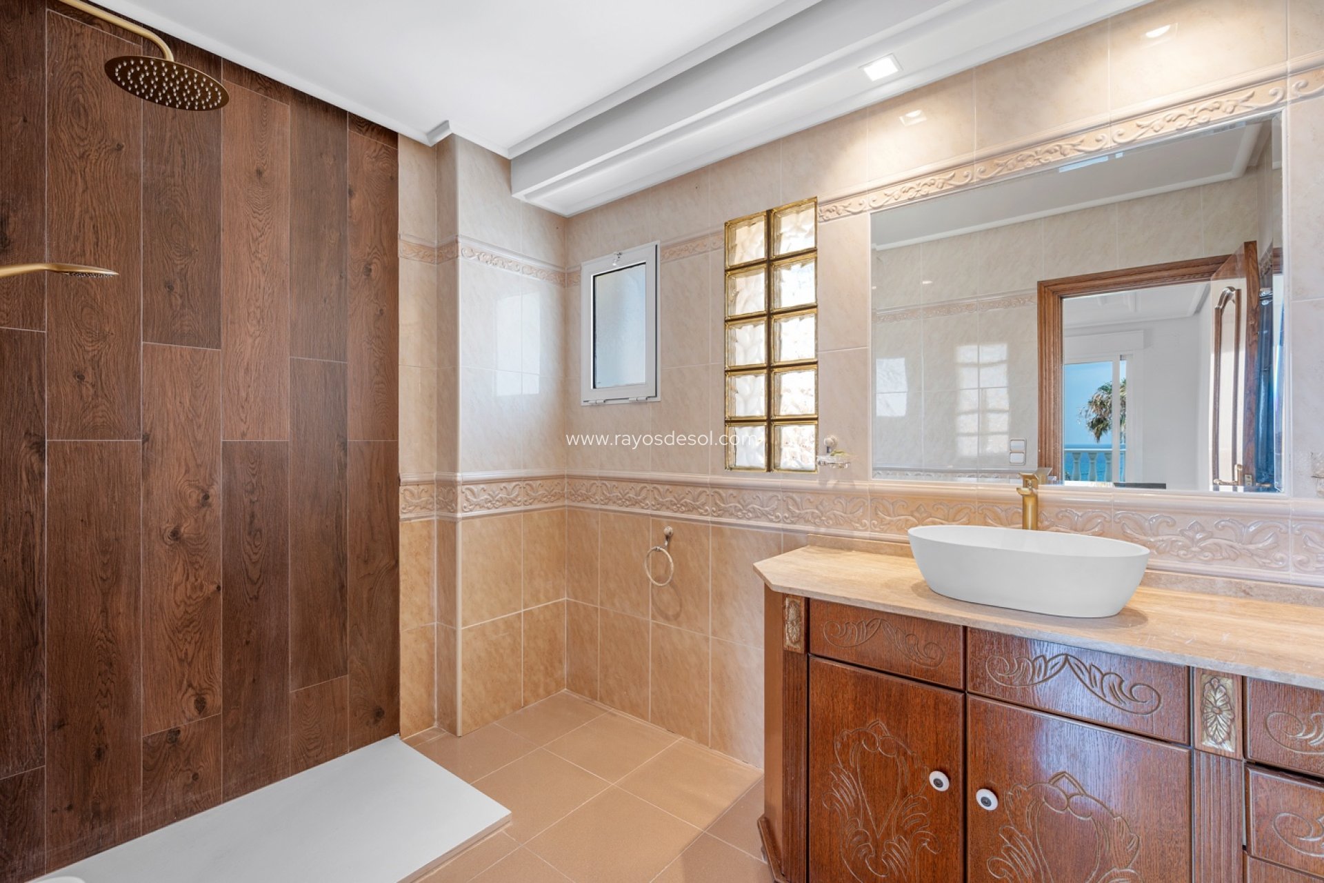 Resale - Villa - Torrevieja