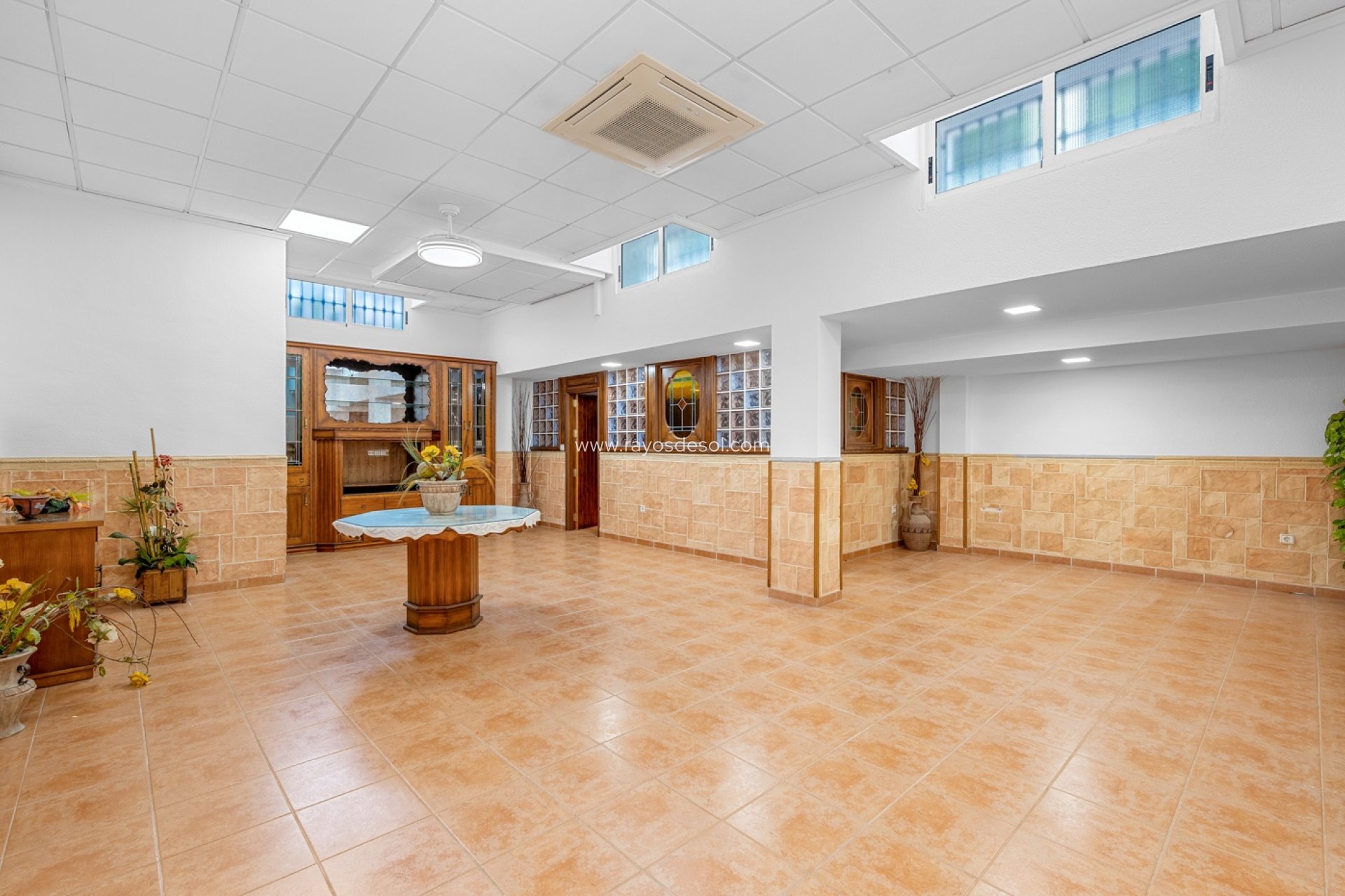 Resale - Villa - Torrevieja