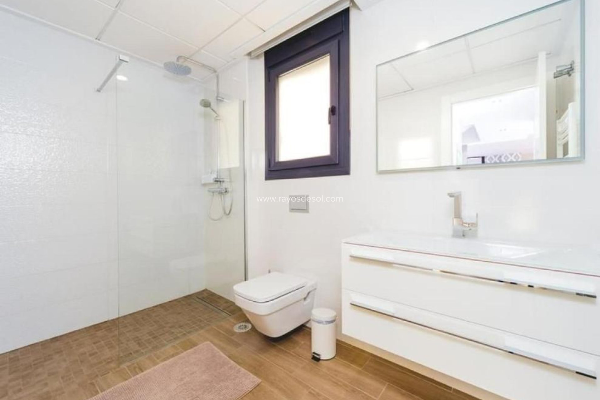 Resale - Villa - Torrevieja