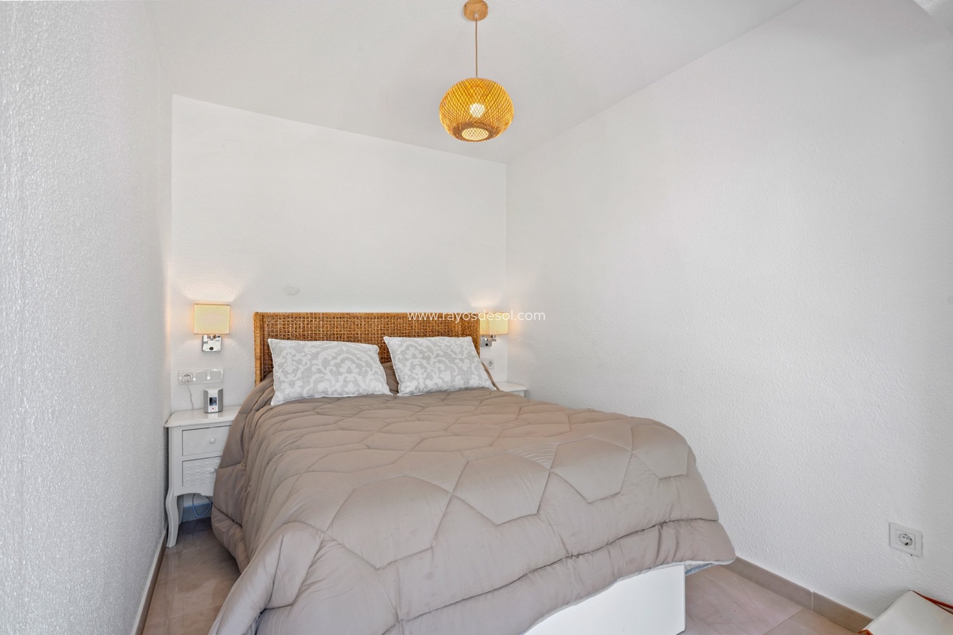 Reventa - Apartamento / piso - La Nucía