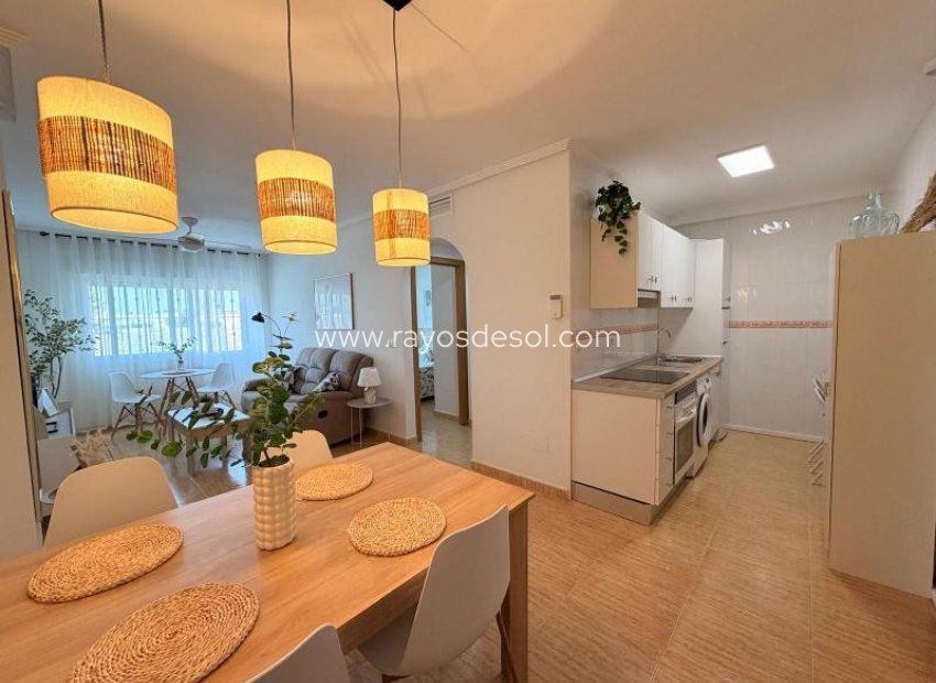 Reventa - Apartamento / piso - Los Alcazares