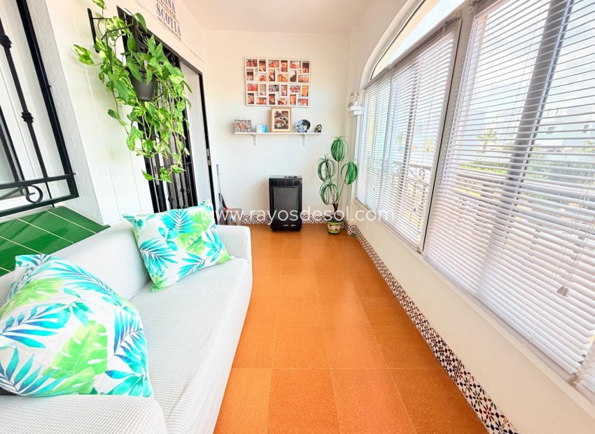 Reventa - Apartamento / piso - Los Montesinos - La Herrada