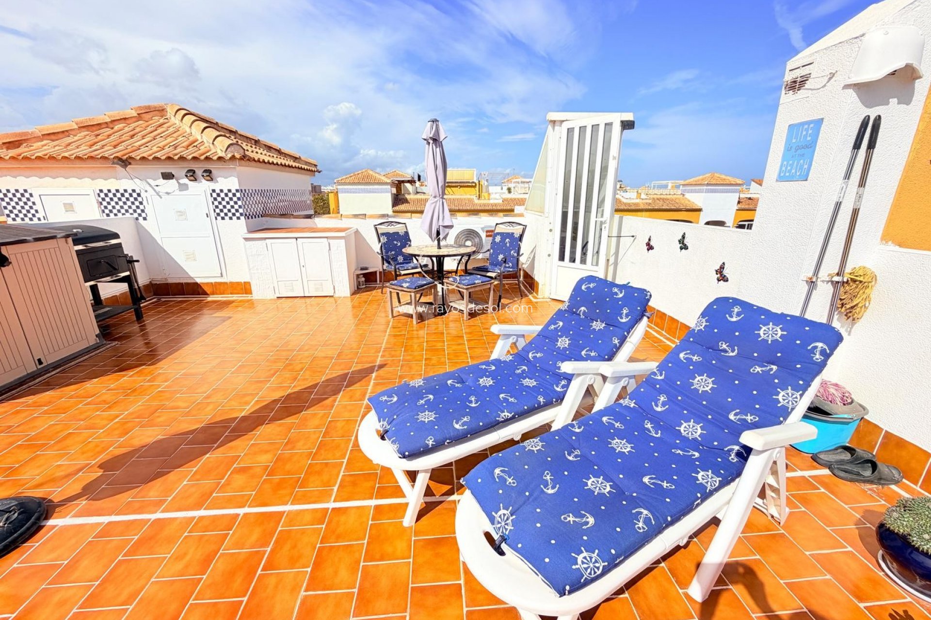 Reventa - Apartamento / piso - Los Montesinos - La Herrada