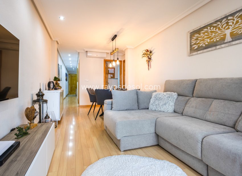 Reventa - Apartamento / piso - Los Montesinos