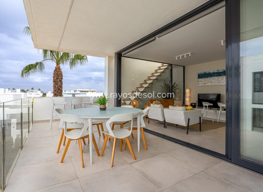 Reventa - Apartamento / piso - Mar de Cristal