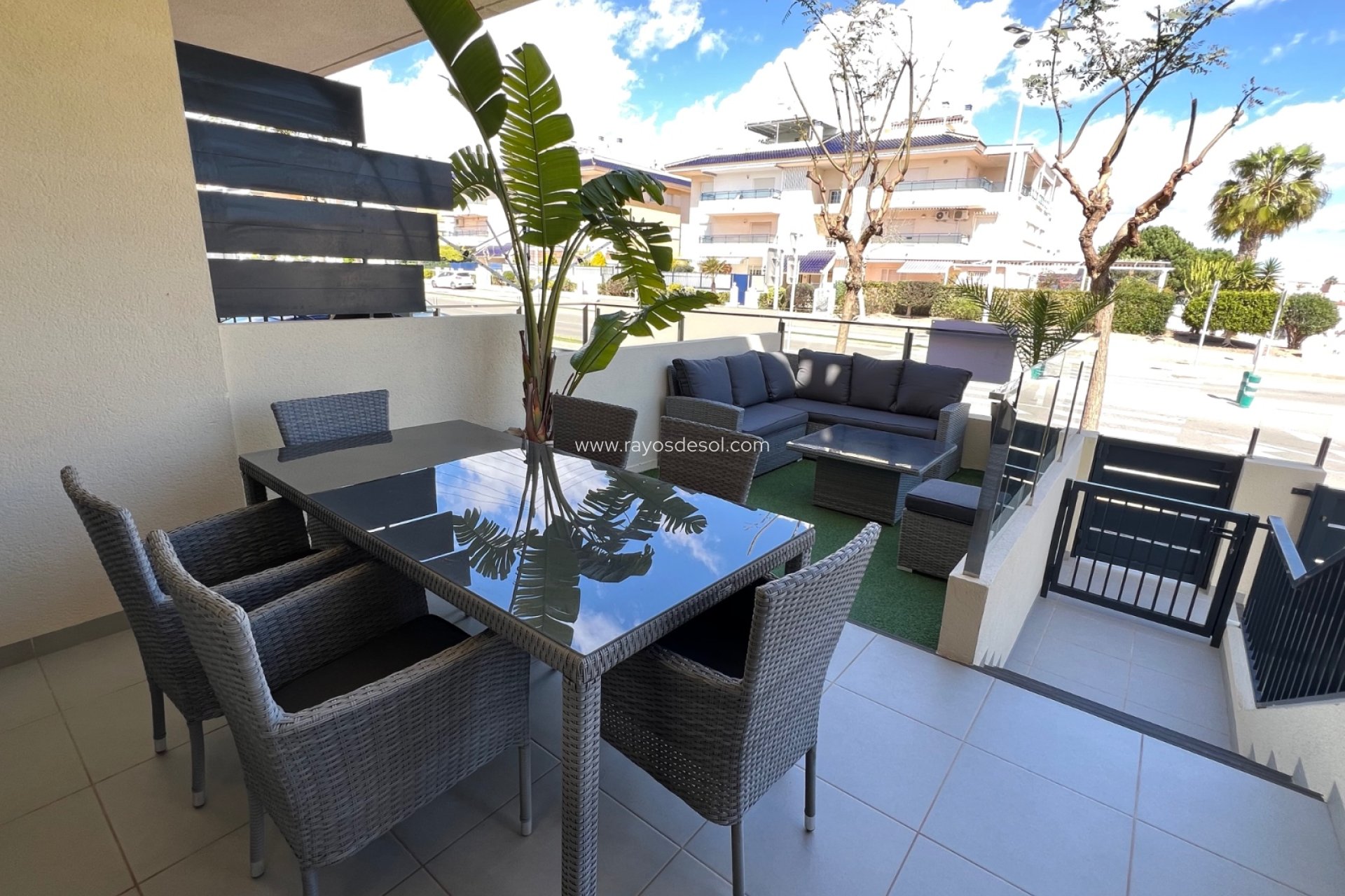 Reventa - Apartamento / piso - Pilar de la Horadada - Mil Palmeras